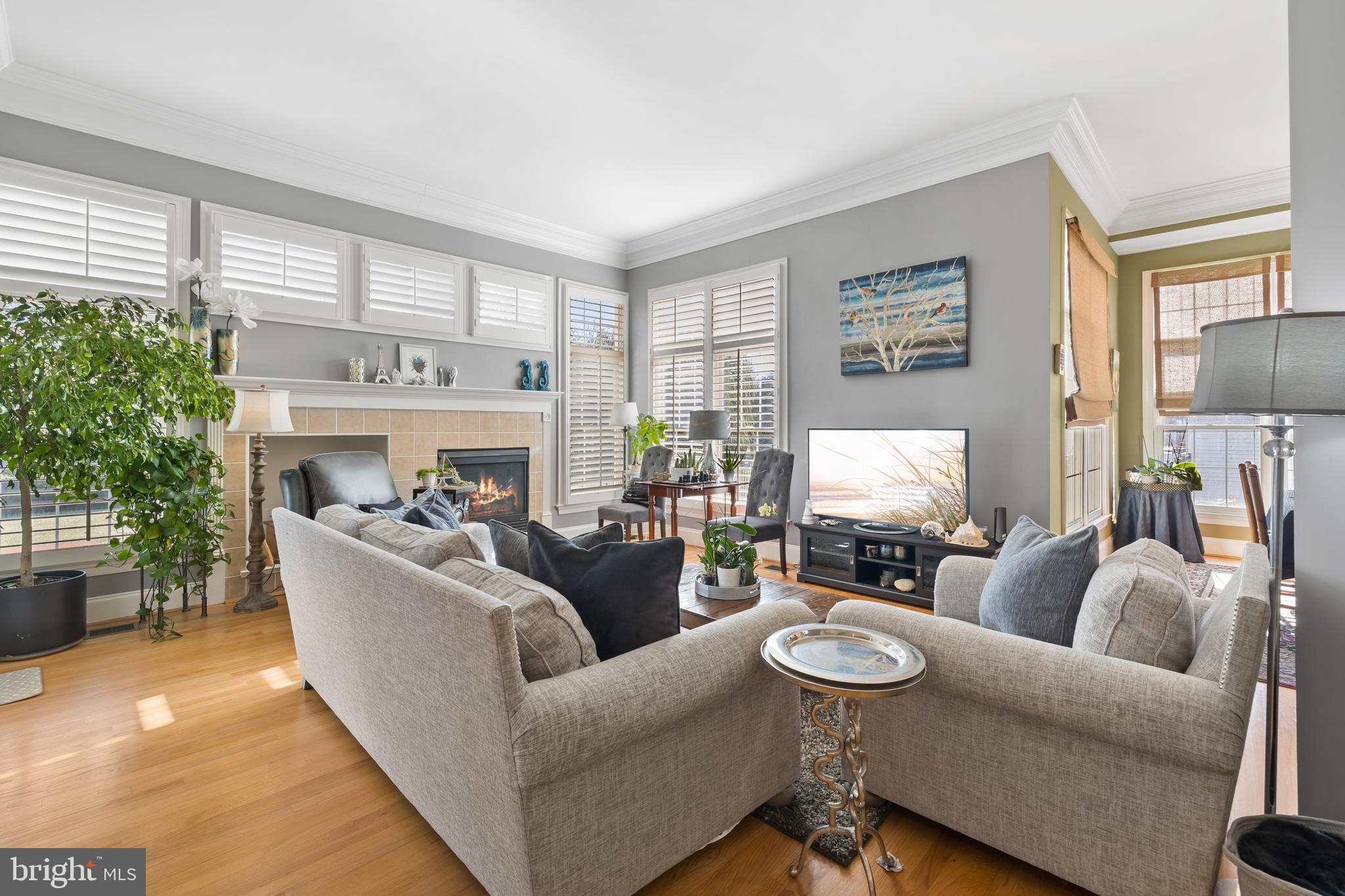 VILLAGE OF WAXPOOL - Residential