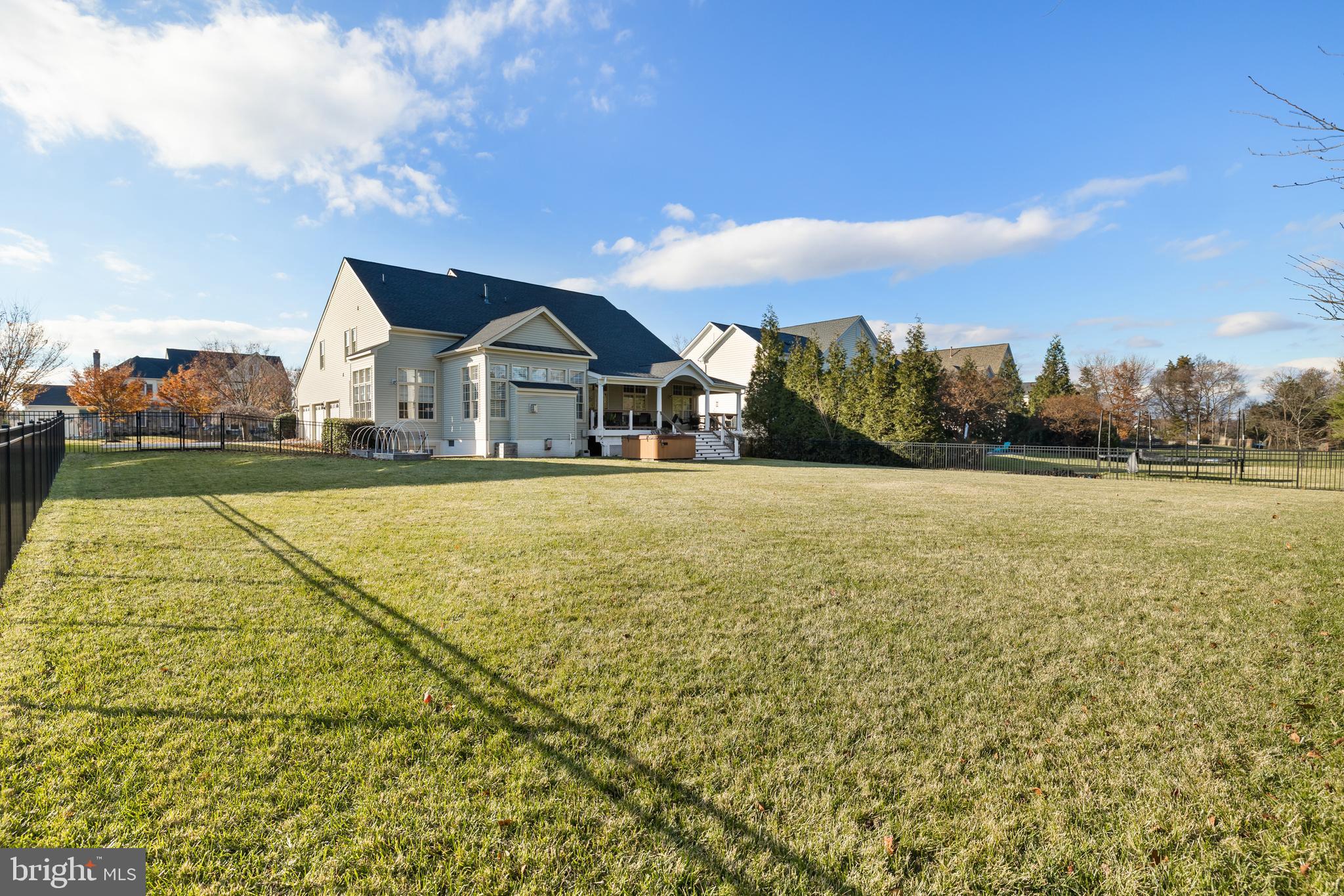 VILLAGE OF WAXPOOL - Residential