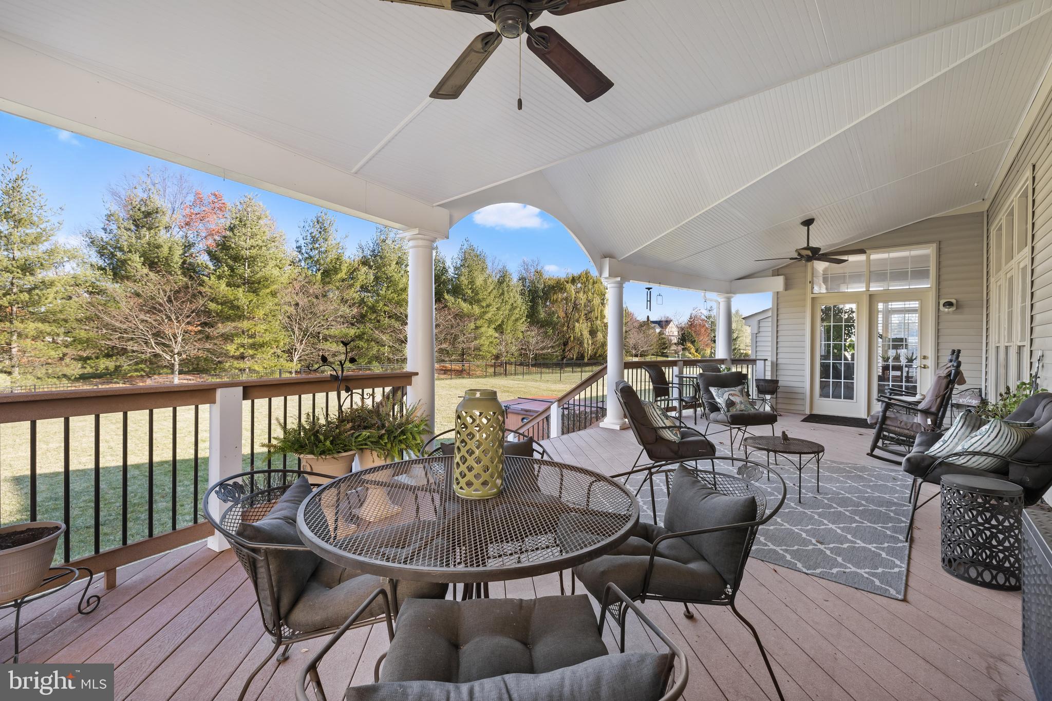 VILLAGE OF WAXPOOL - Residential