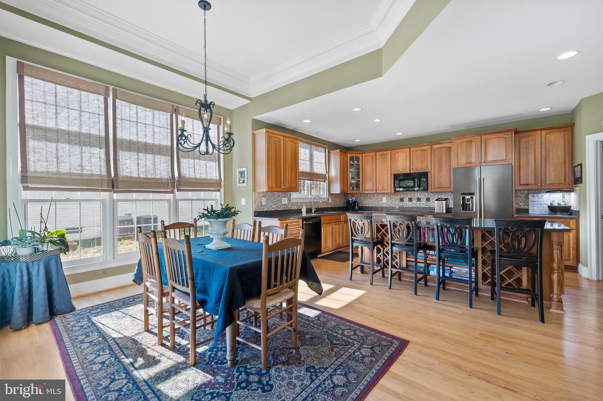 VILLAGE OF WAXPOOL - Residential