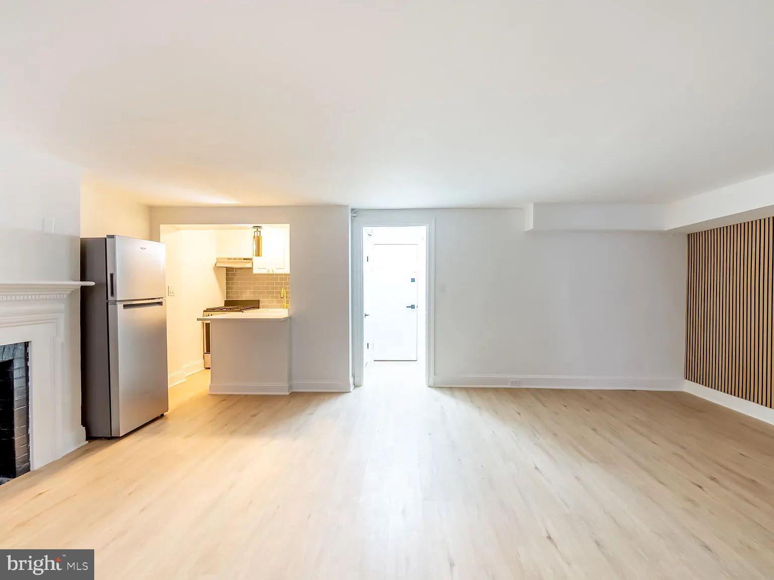 MOUNT VERNON PLACE HISTORIC DISTRICT - Residential Lease