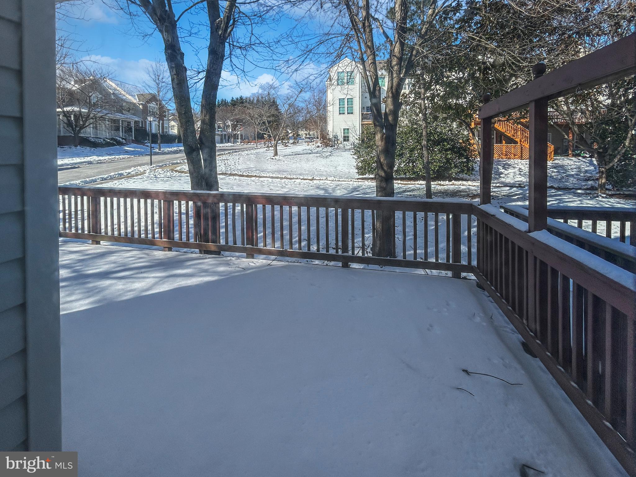 KINGSVIEW VILLAGE - Residential Lease