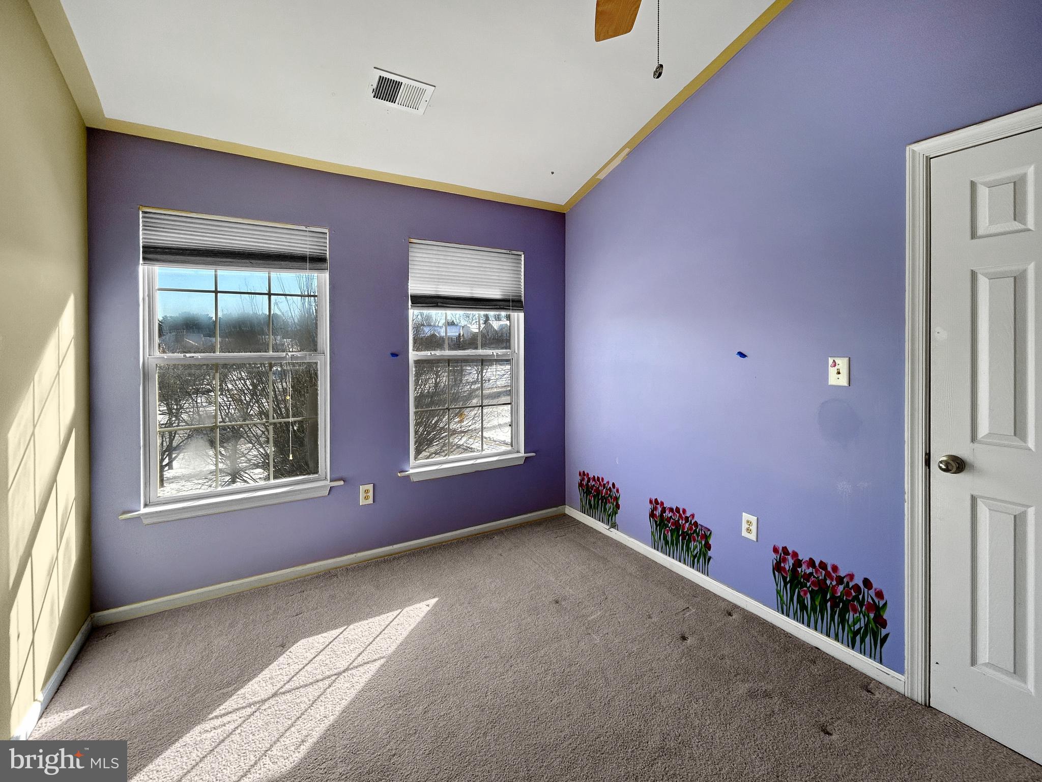 KINGSVIEW VILLAGE - Residential Lease