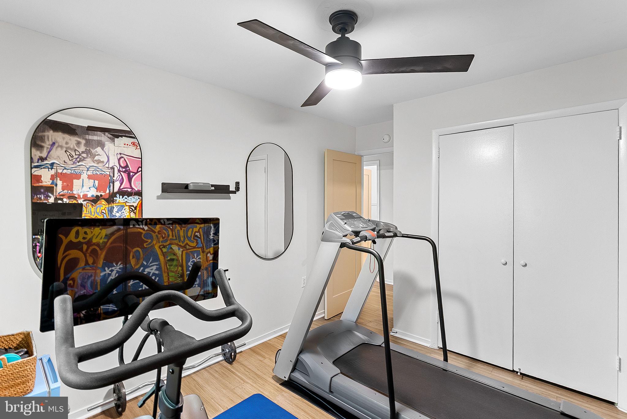 RESTON - Residential