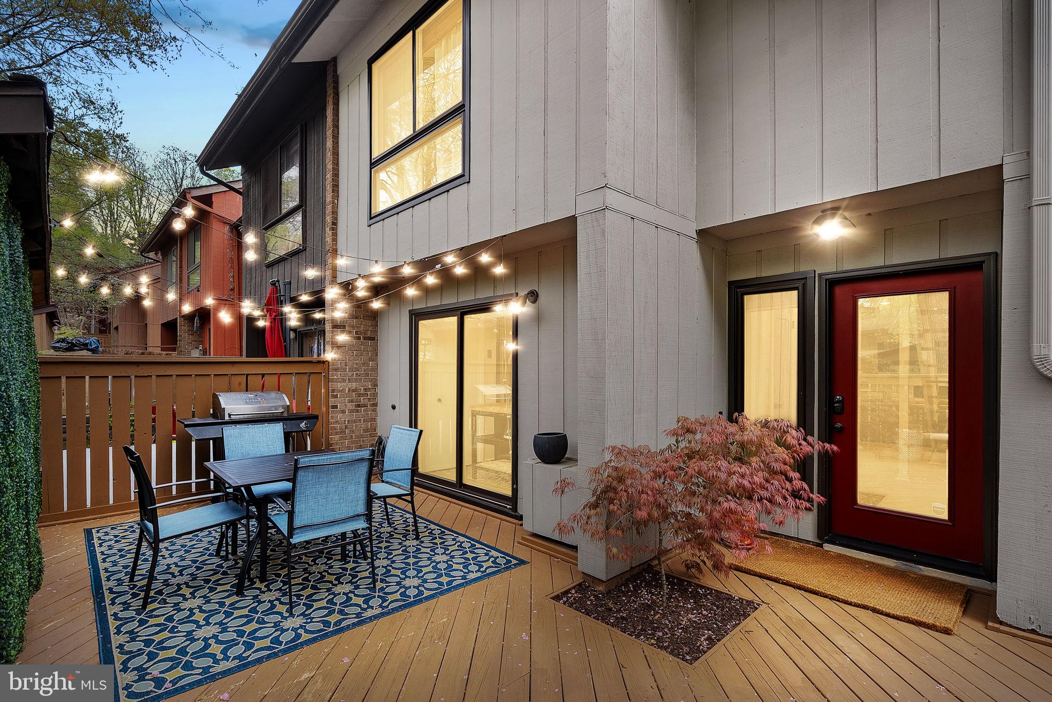 RESTON - Residential