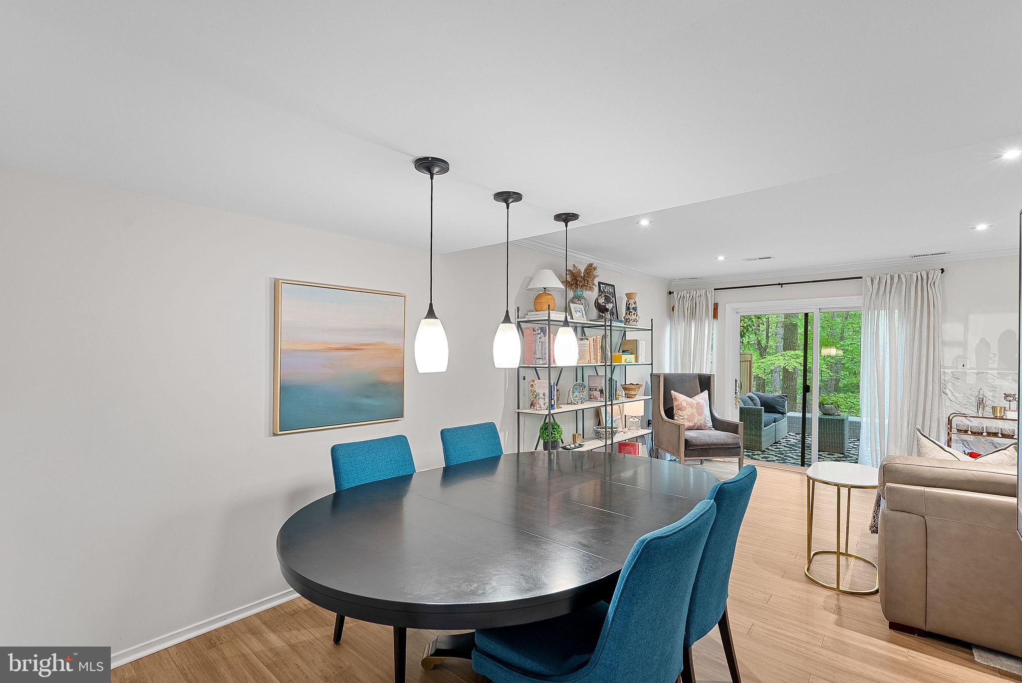 RESTON - Residential