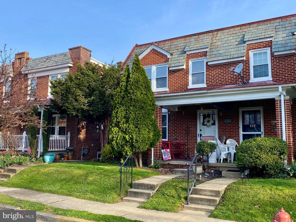 Photo of 827 E Madison Street, Lancaster, PA 17602 (MLS # PALA2049310)