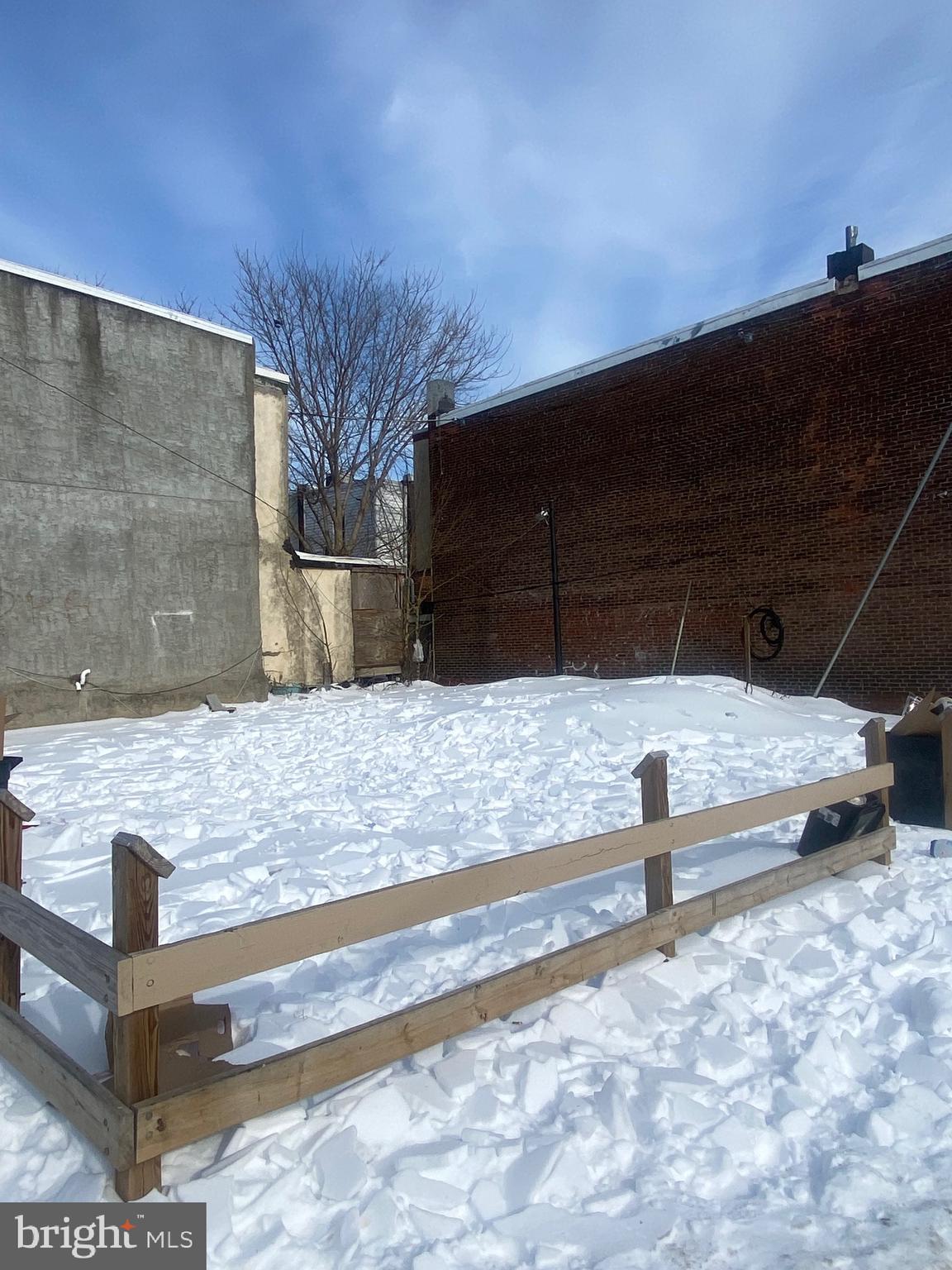 2803 N BAMBREY STREET