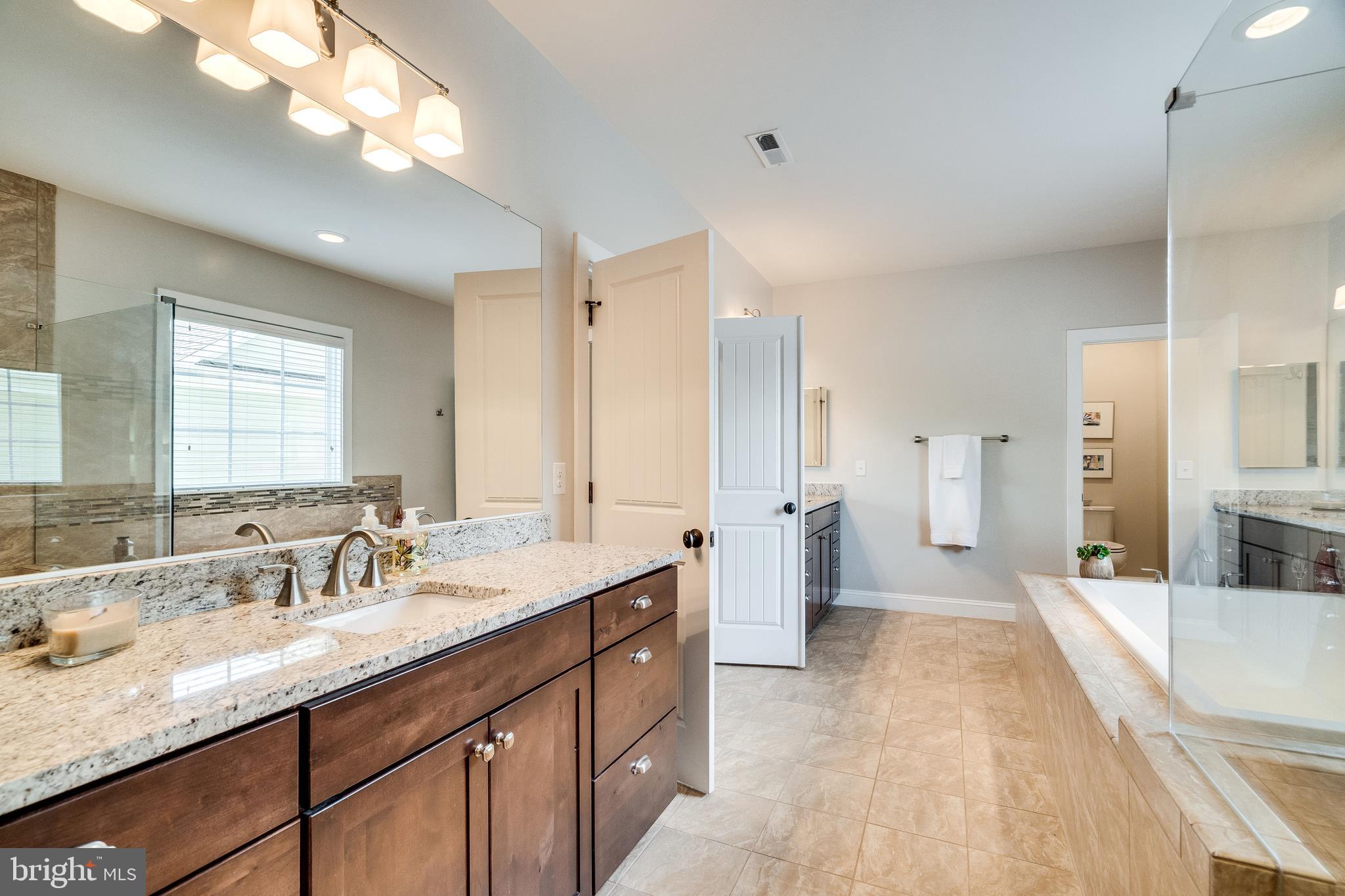 PLYMOUTH HAVEN - Residential