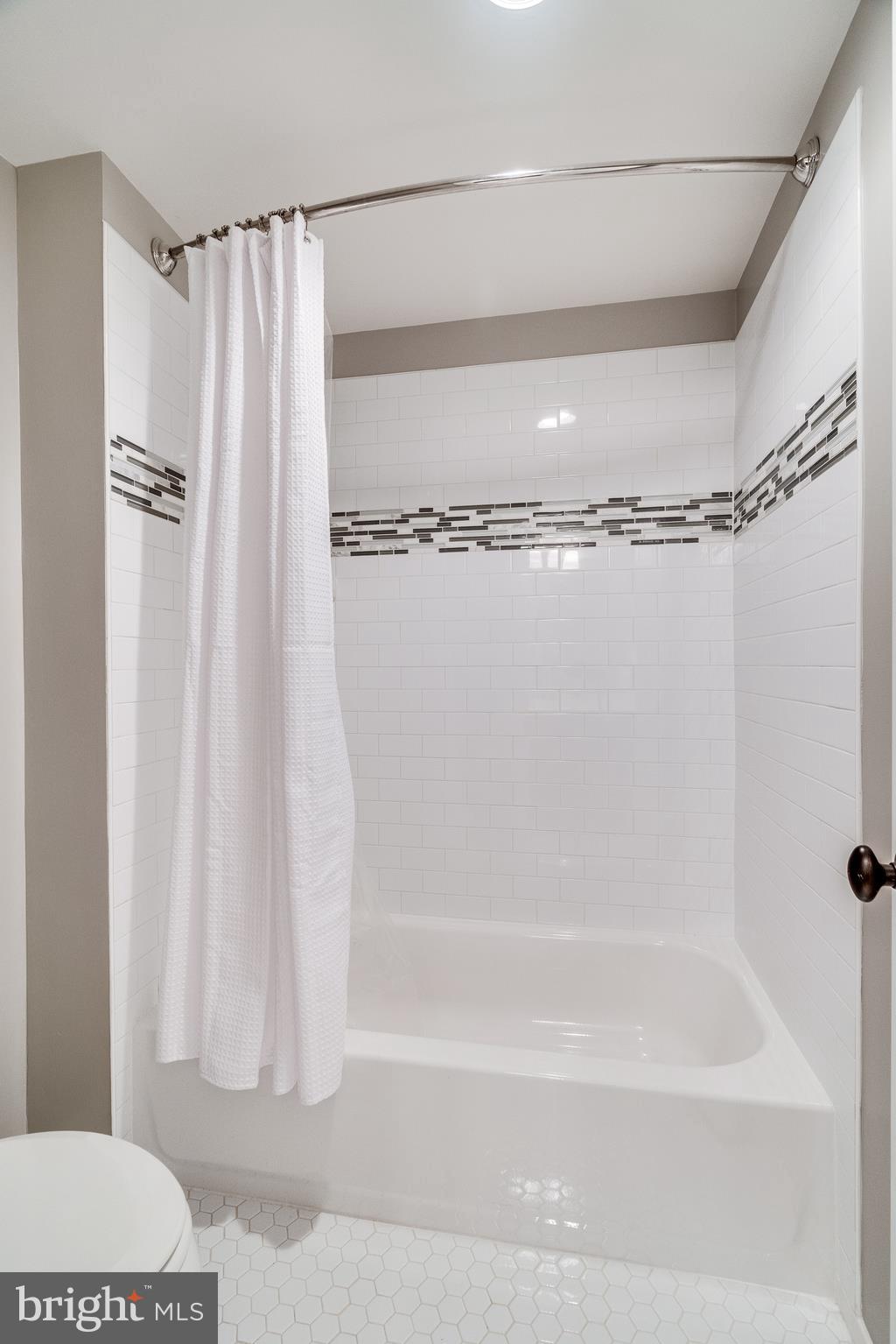 PLYMOUTH HAVEN - Residential