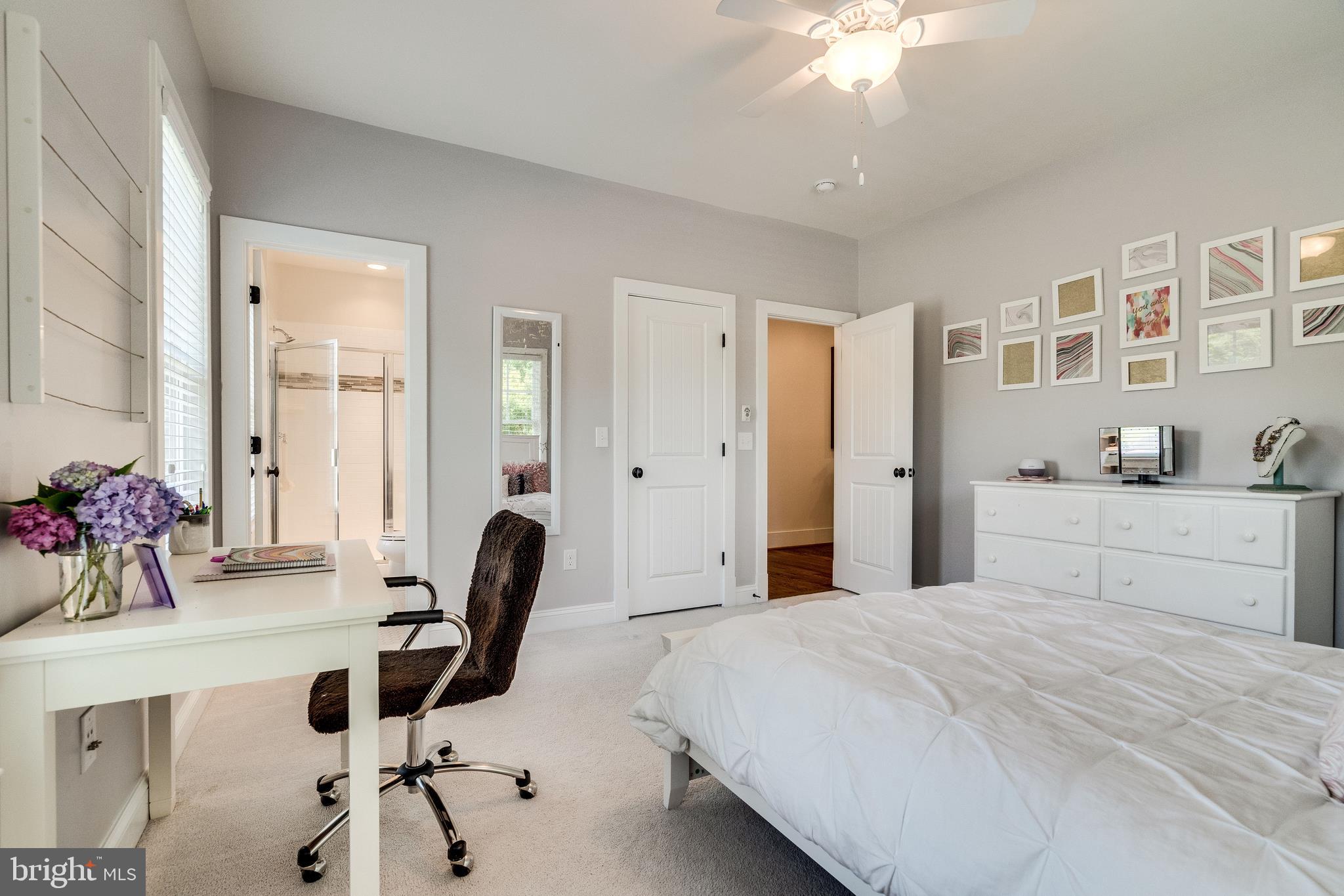 PLYMOUTH HAVEN - Residential