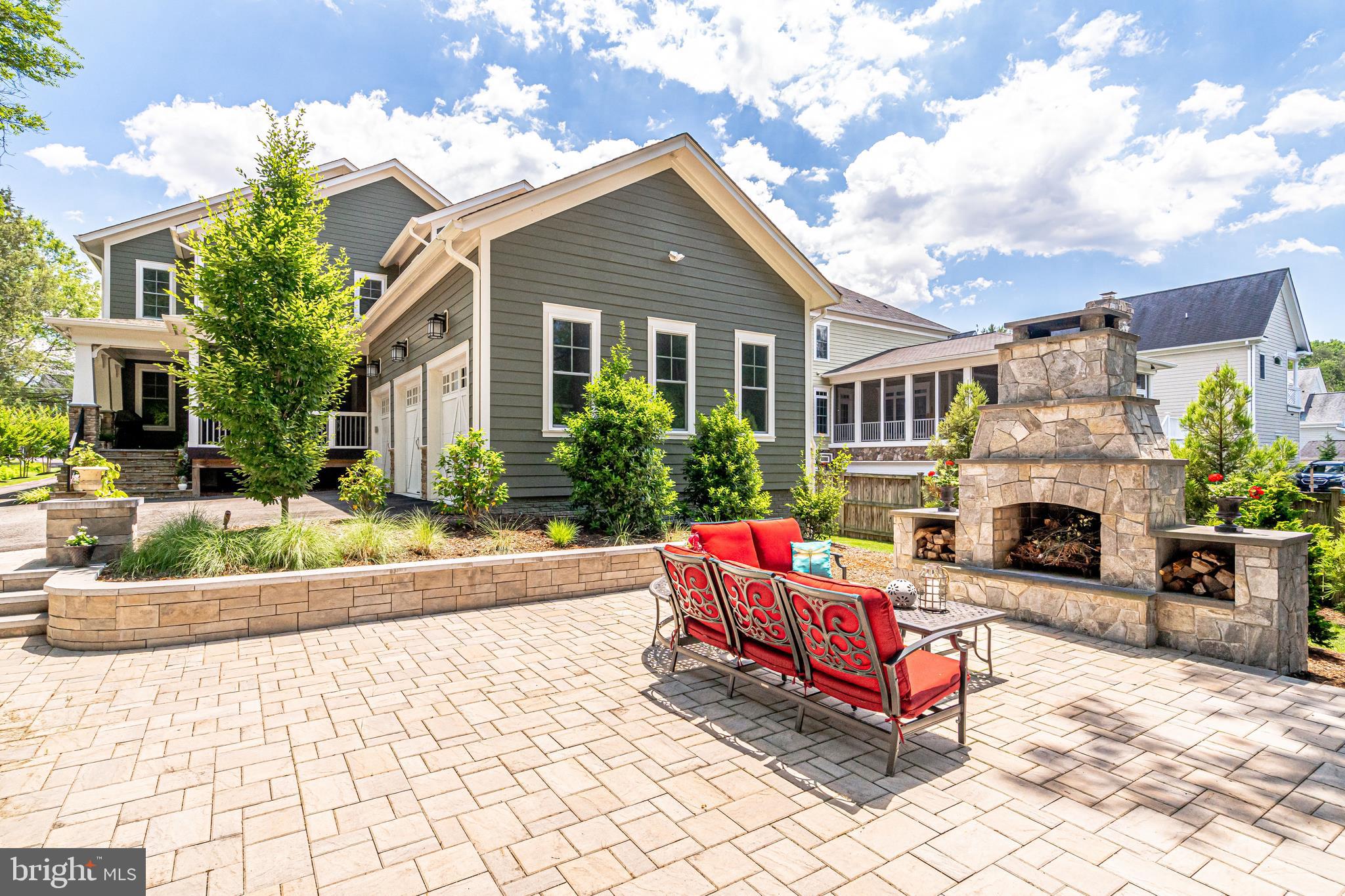 PLYMOUTH HAVEN - Residential