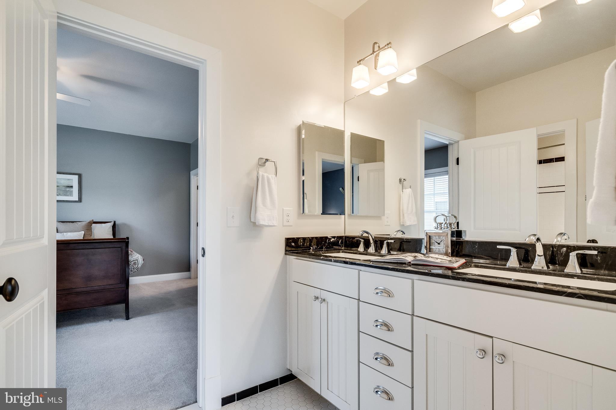 PLYMOUTH HAVEN - Residential