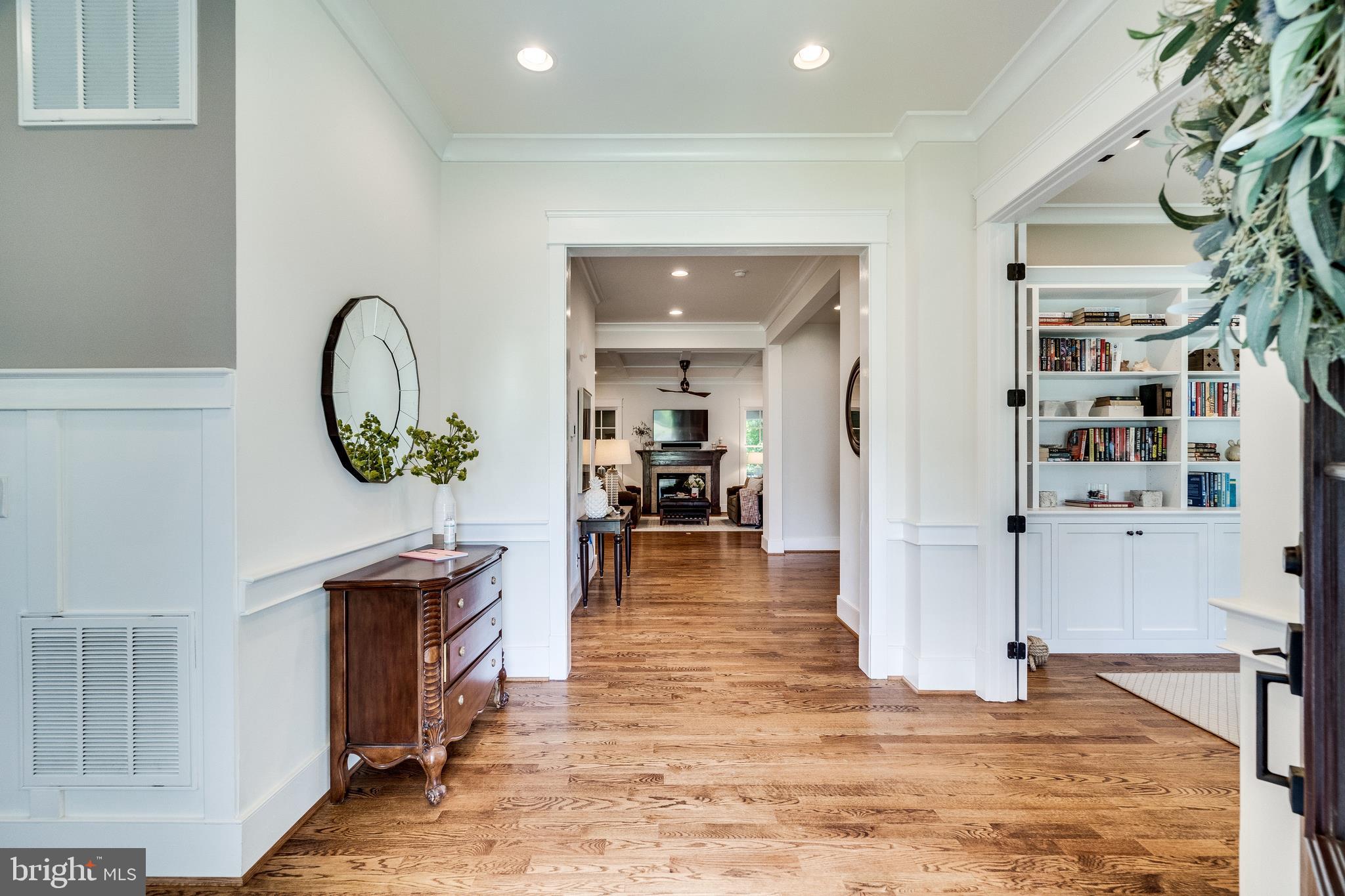 PLYMOUTH HAVEN - Residential