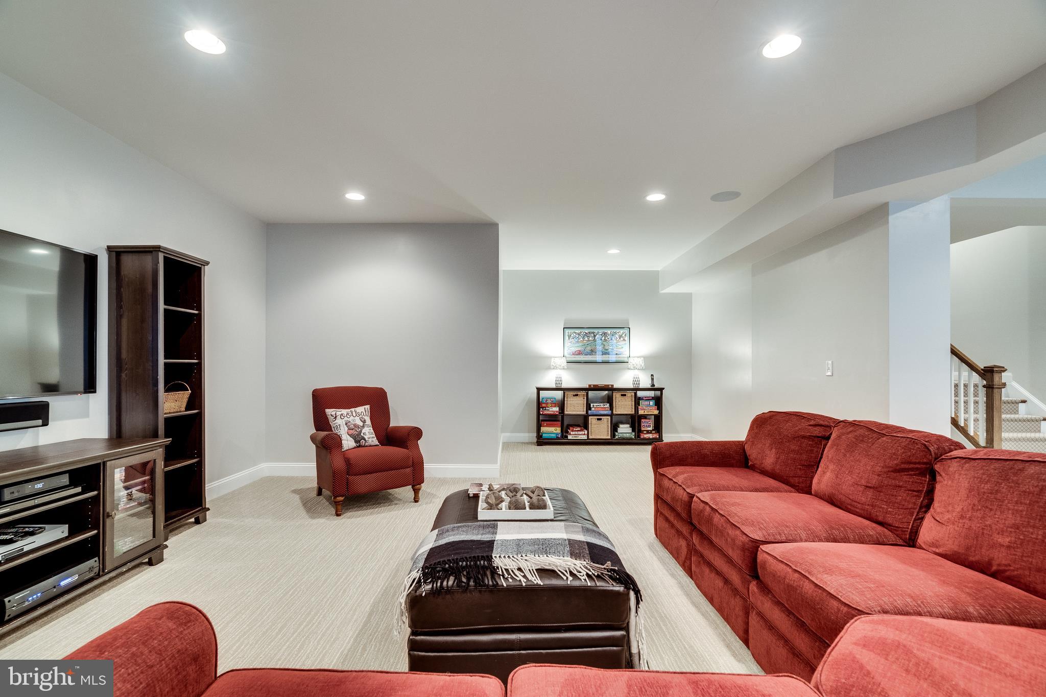 PLYMOUTH HAVEN - Residential