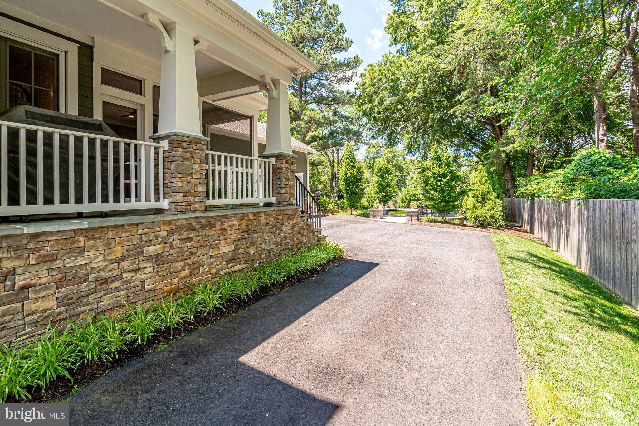 PLYMOUTH HAVEN - Residential