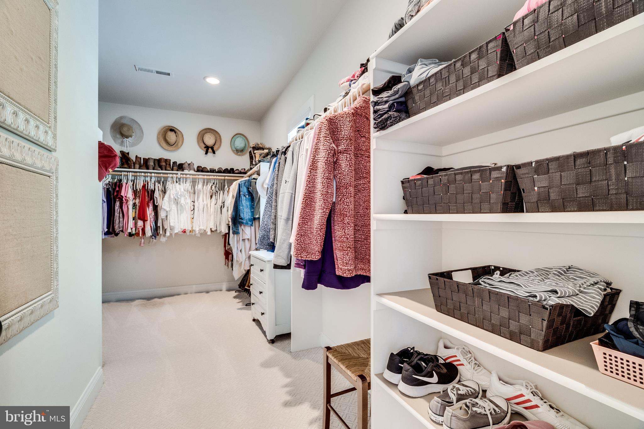 PLYMOUTH HAVEN - Residential