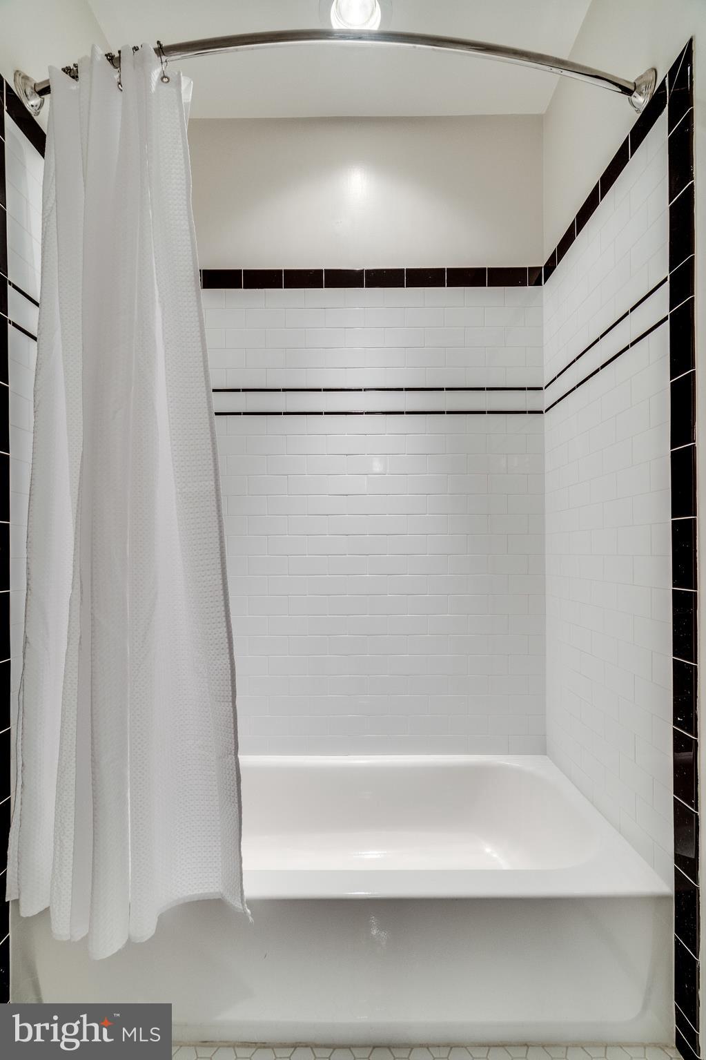 PLYMOUTH HAVEN - Residential