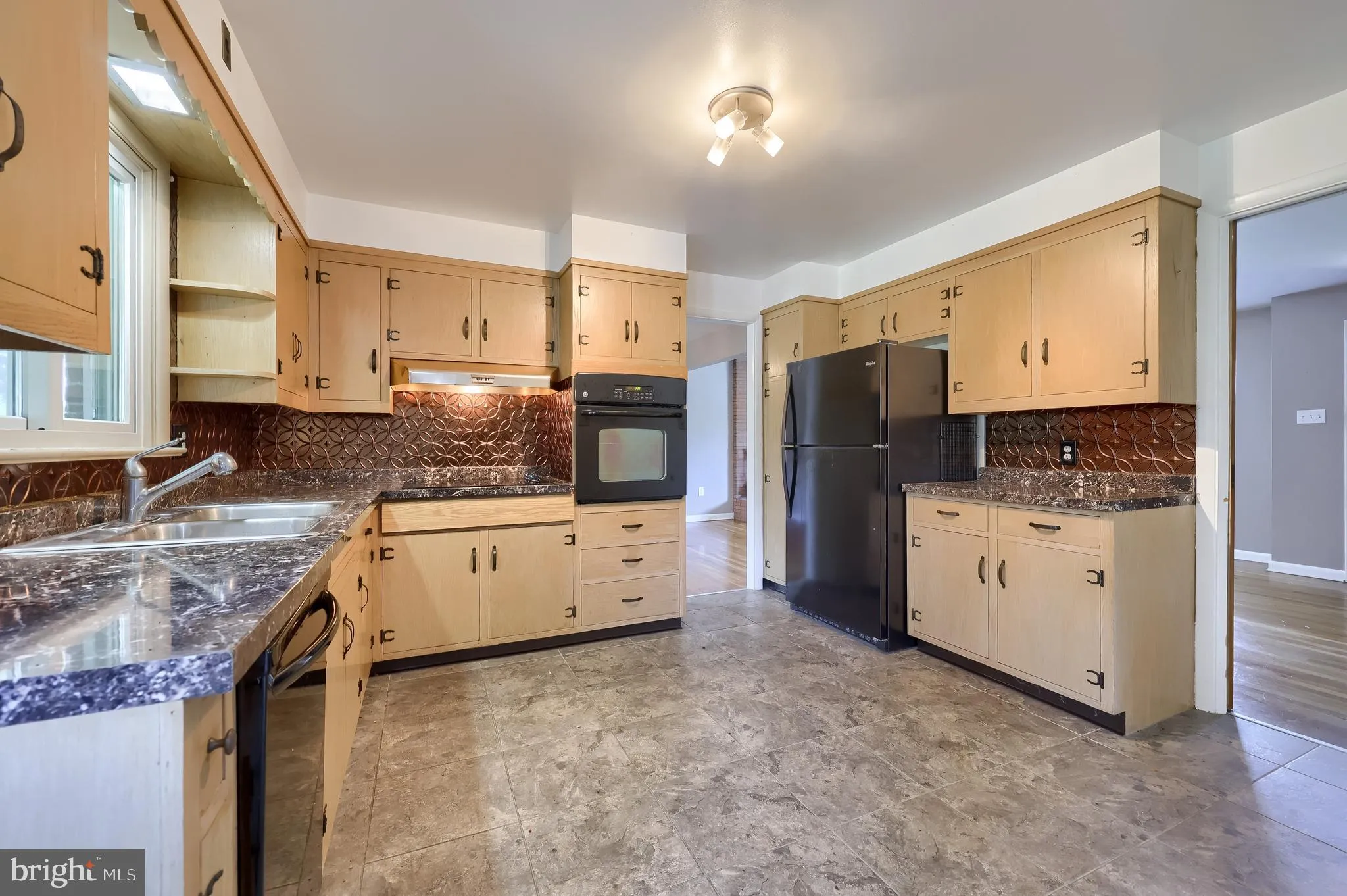 Lancaster, Pennsylvania 17601, United States, 3 Bedrooms Bedrooms, ,2 BathroomsBathrooms,Residential,Active,191006