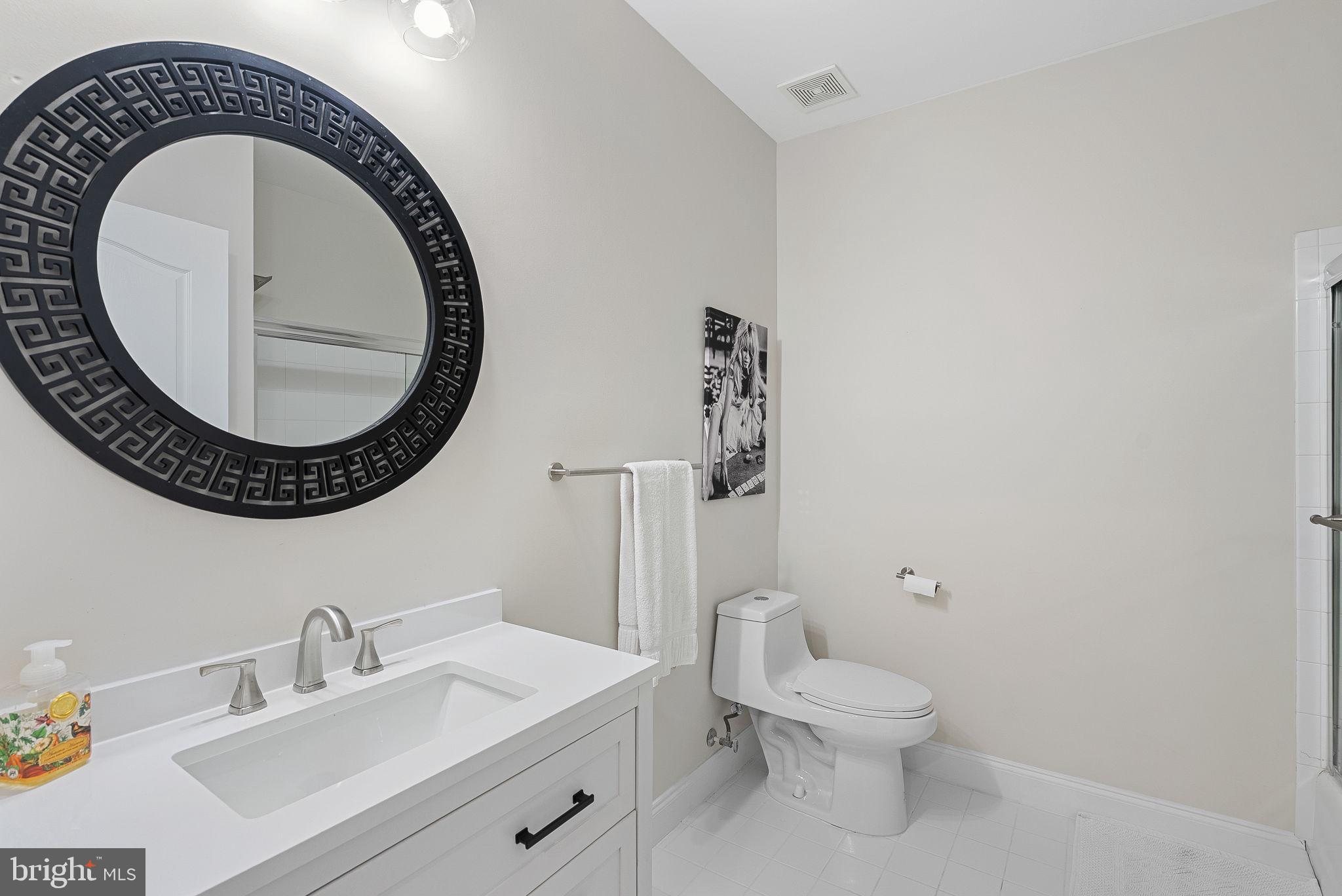 SHENSTONE - Residential