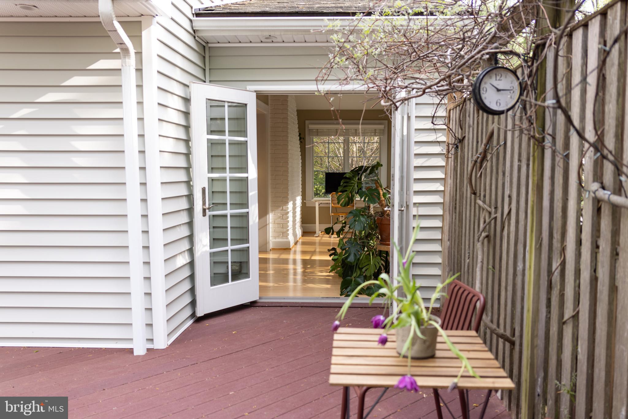 MOUNT WASHINGTON - Residential