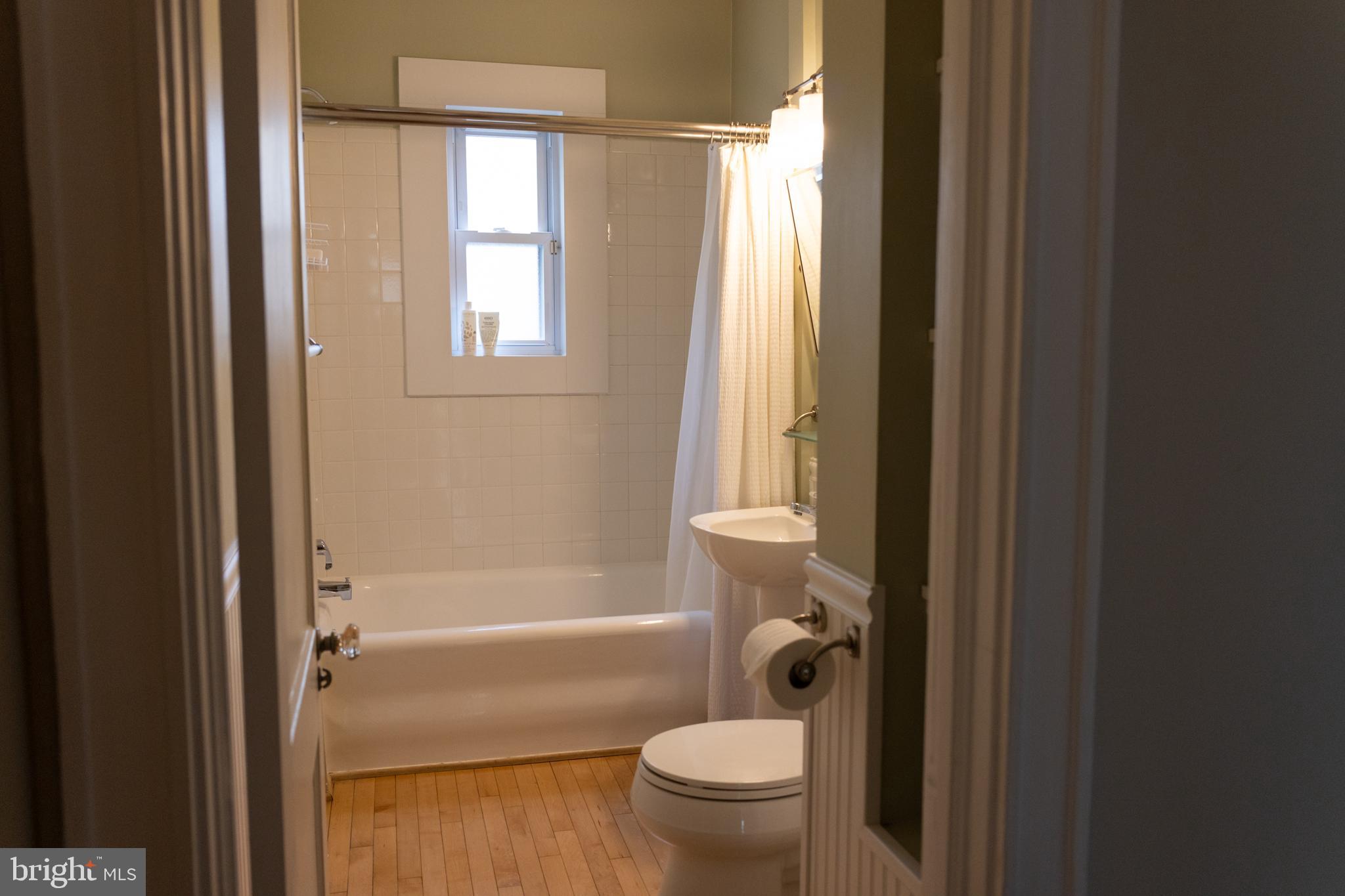 MOUNT WASHINGTON - Residential