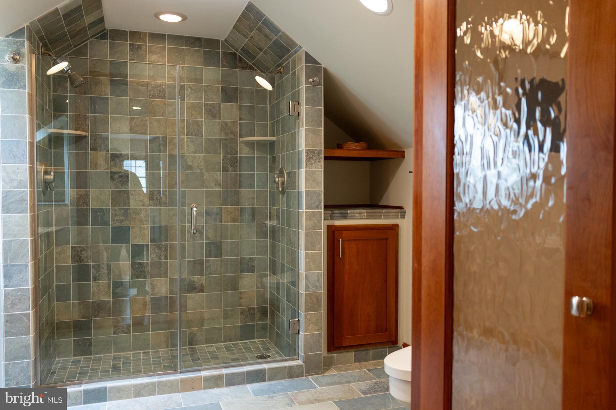 MOUNT WASHINGTON - Residential