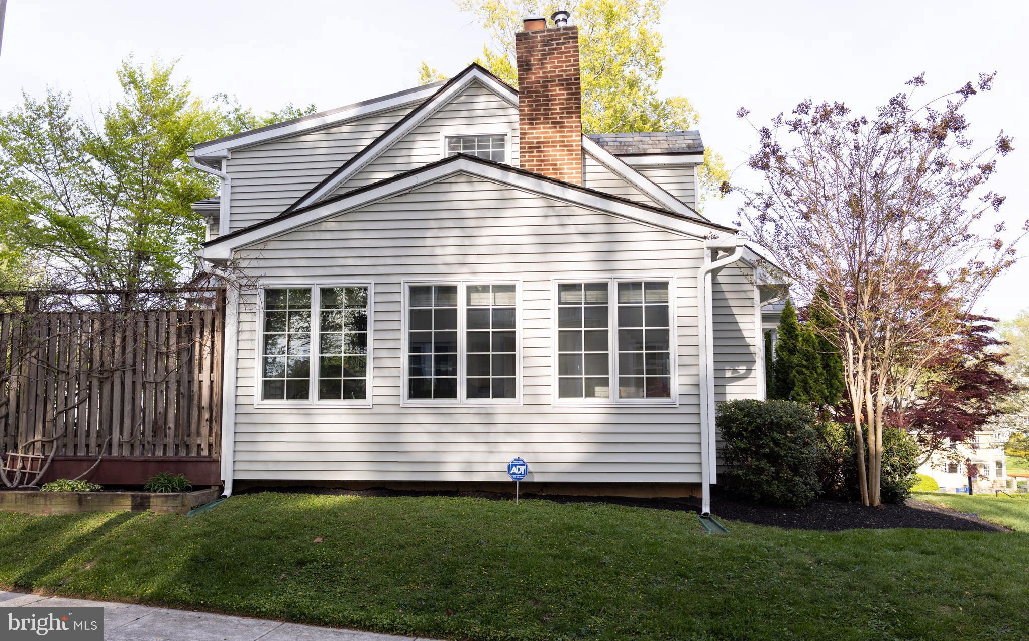 MOUNT WASHINGTON - Residential