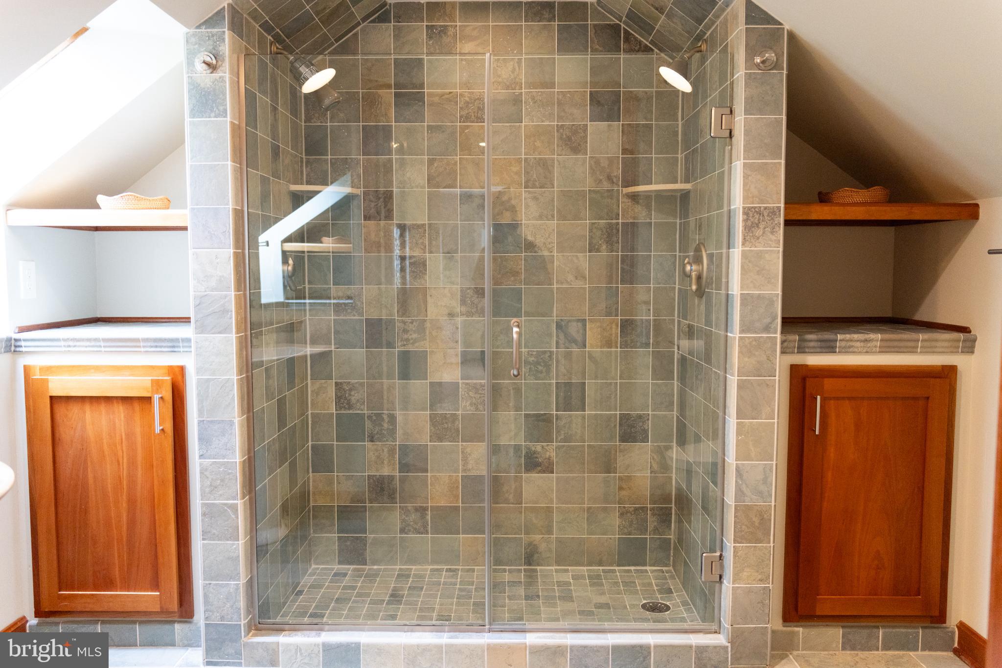 MOUNT WASHINGTON - Residential