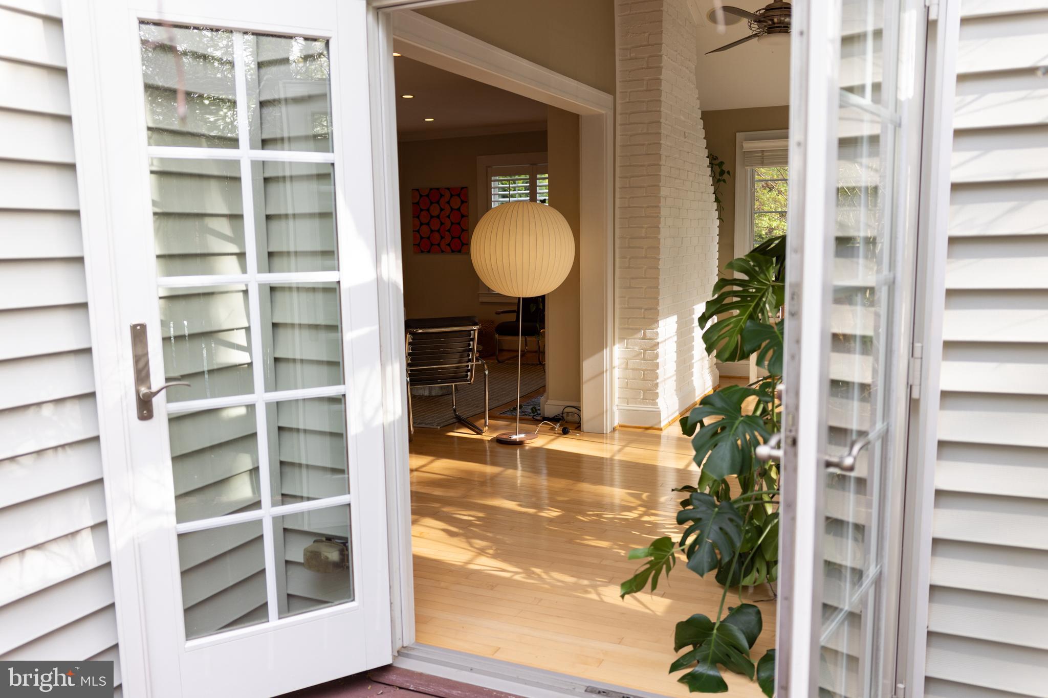 MOUNT WASHINGTON - Residential