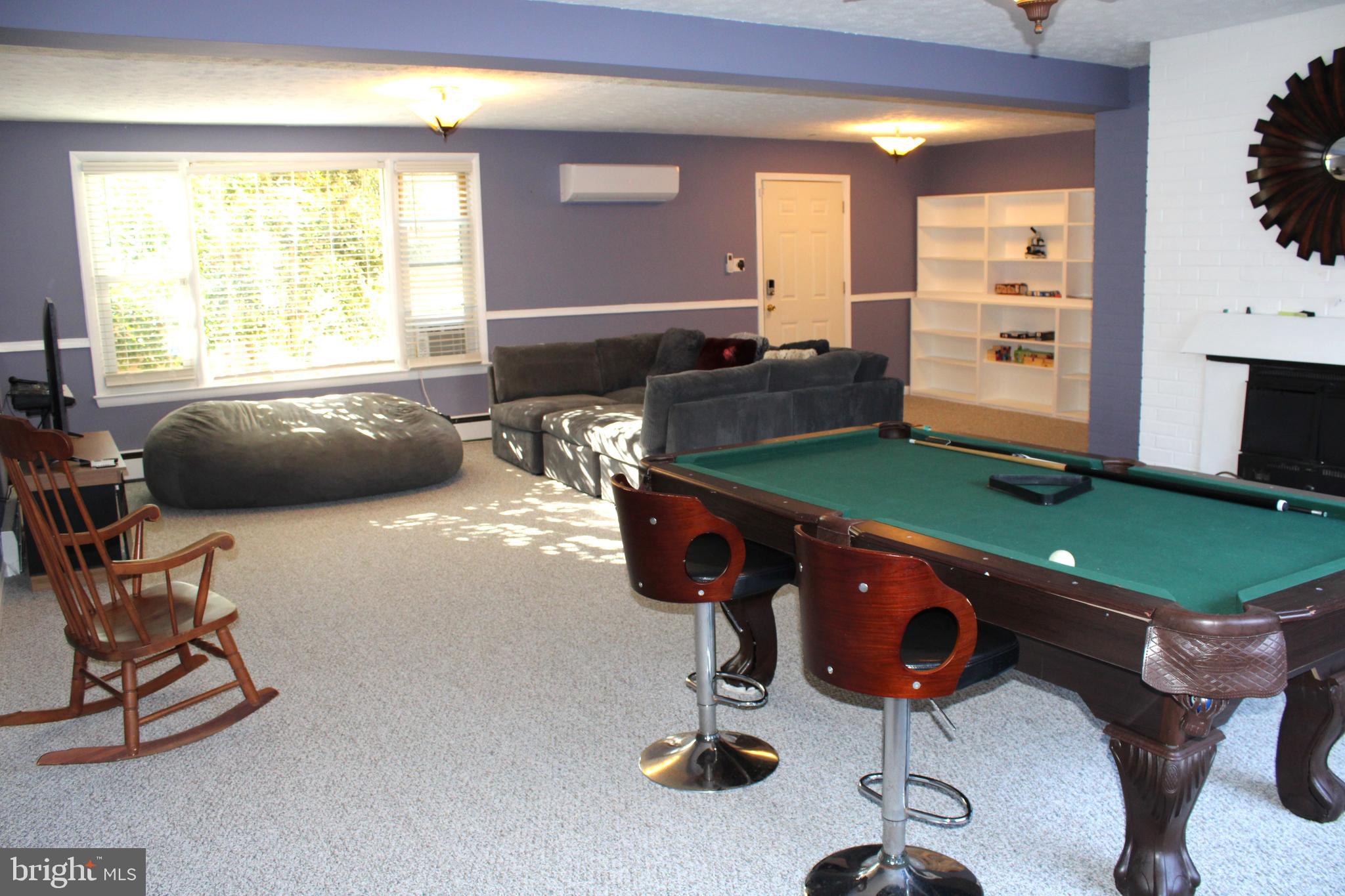 CAREYBROOK - Residential Lease