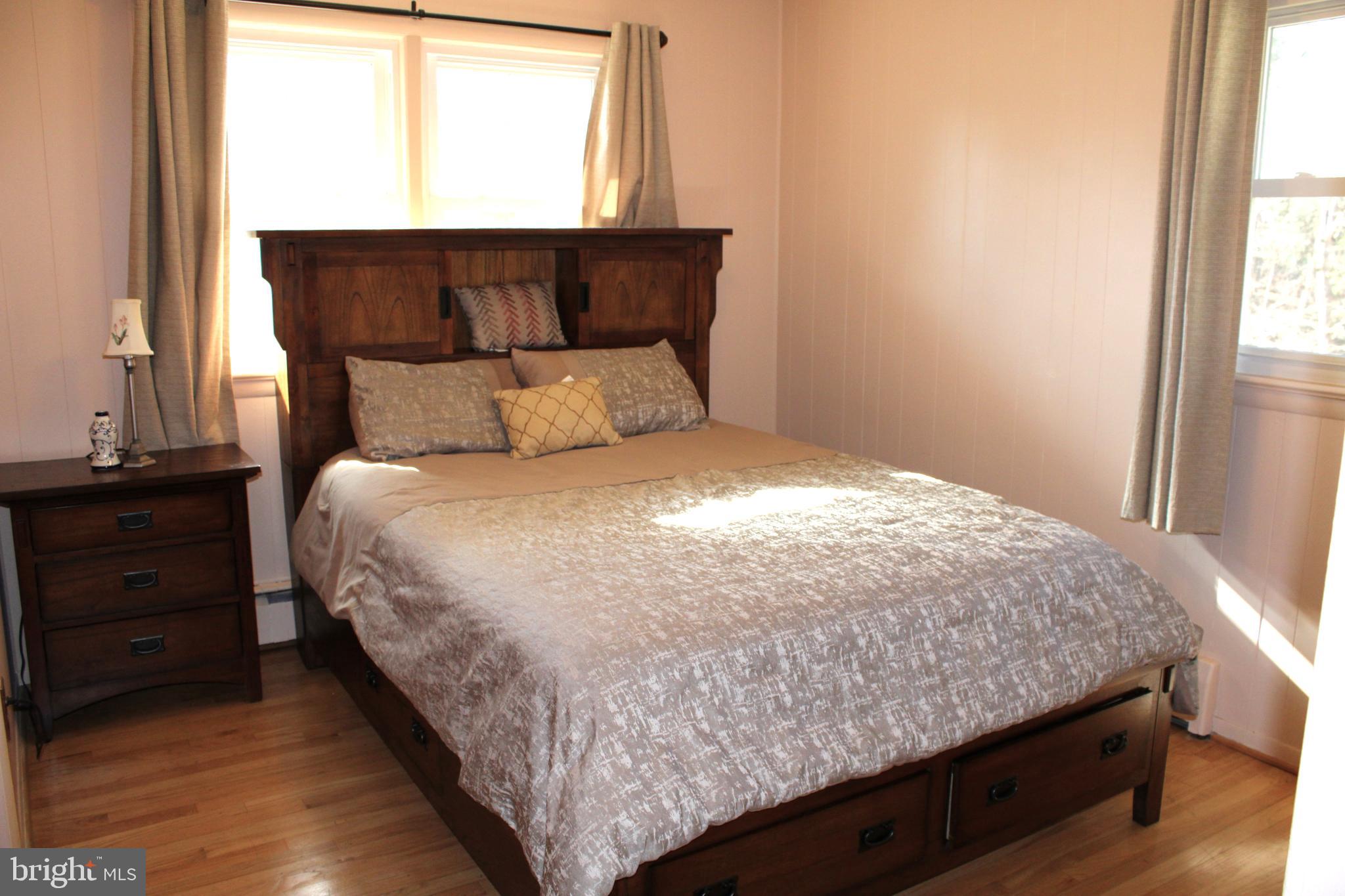 CAREYBROOK - Residential Lease