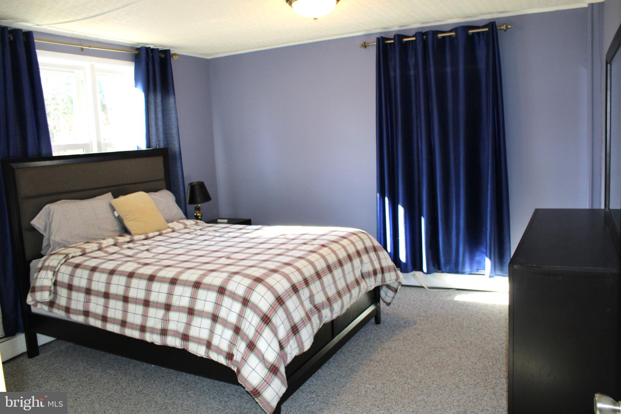 CAREYBROOK - Residential Lease