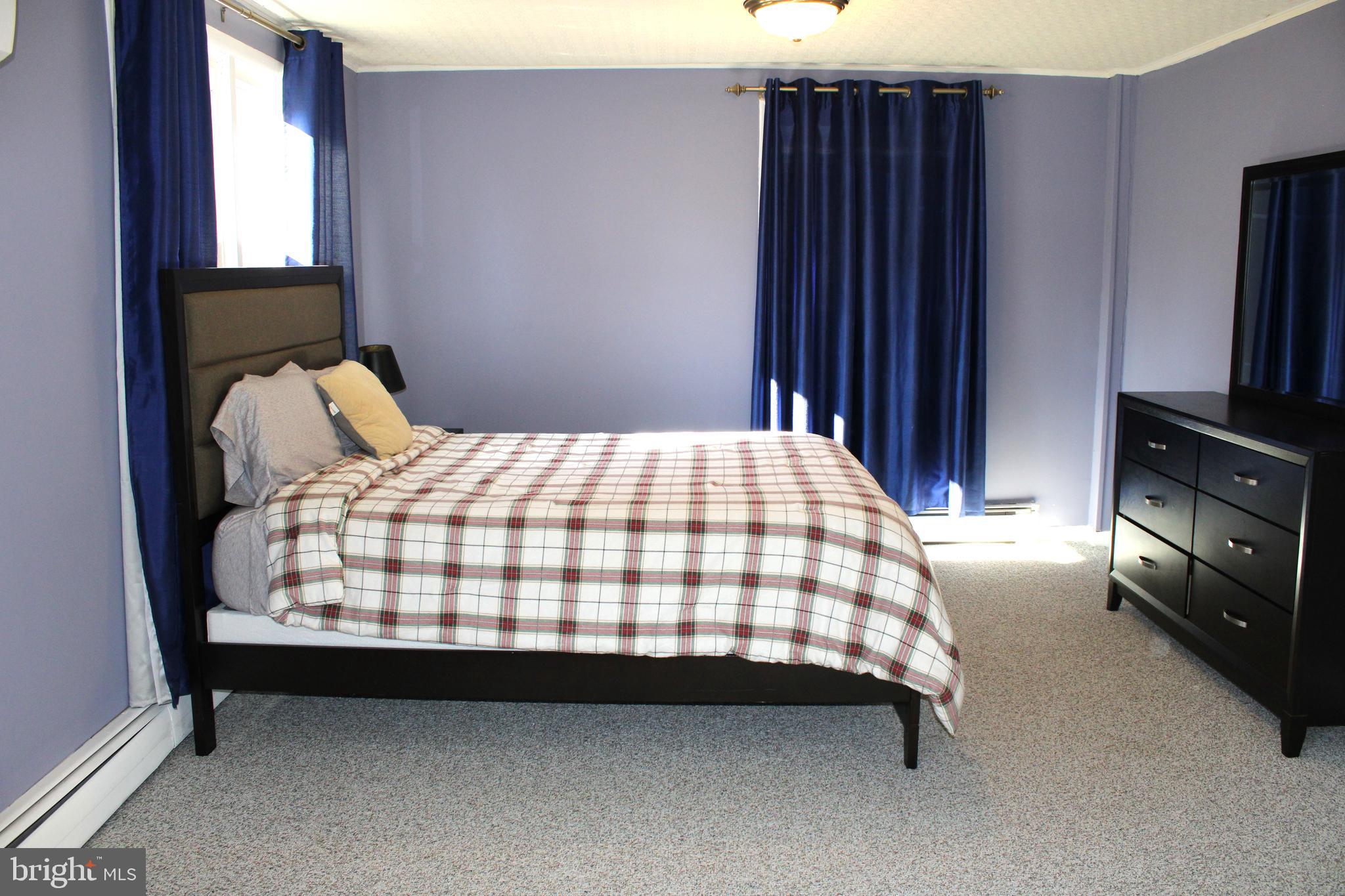 CAREYBROOK - Residential Lease