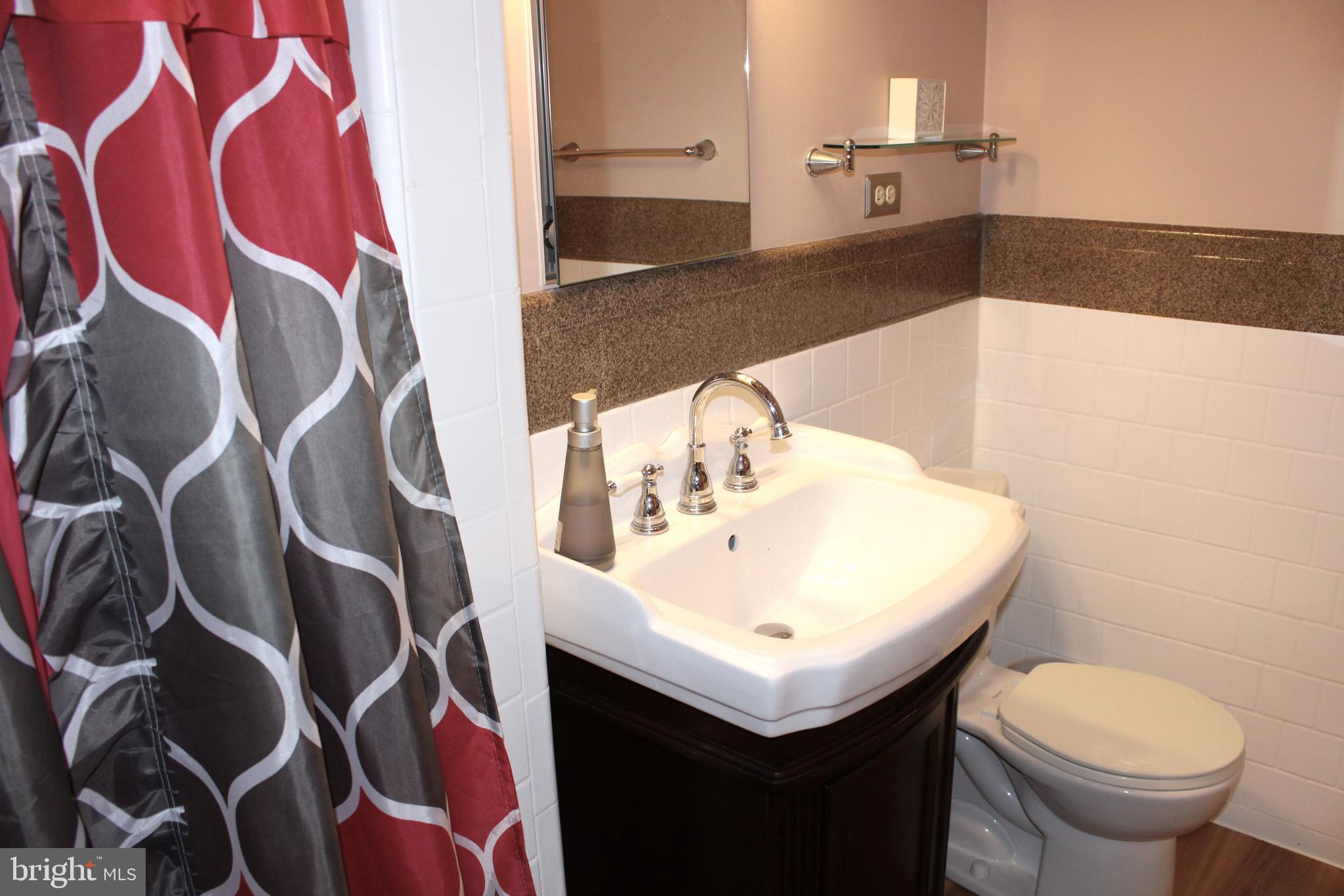 CAREYBROOK - Residential Lease