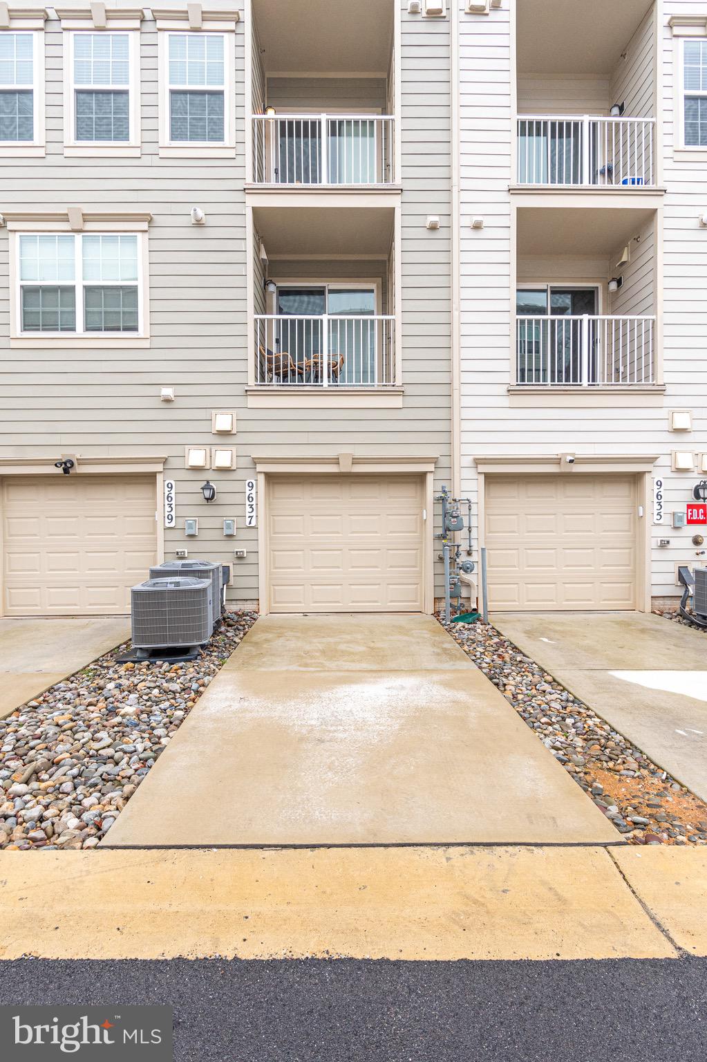 SEABROOK - Residential Lease