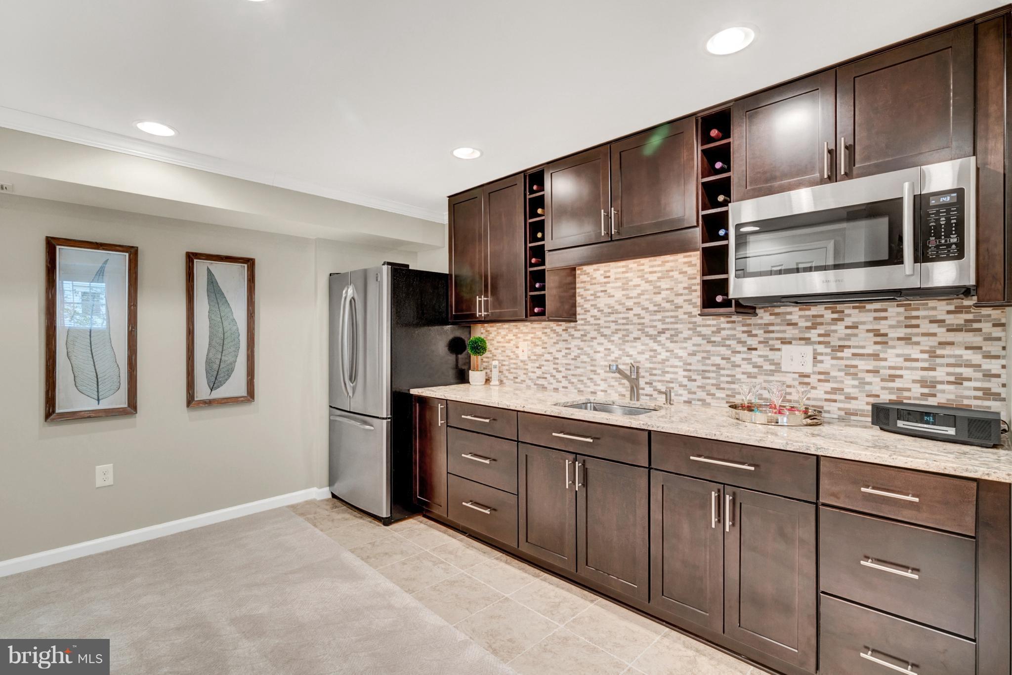 SOMERSET AT SOUTH RUN - Residential