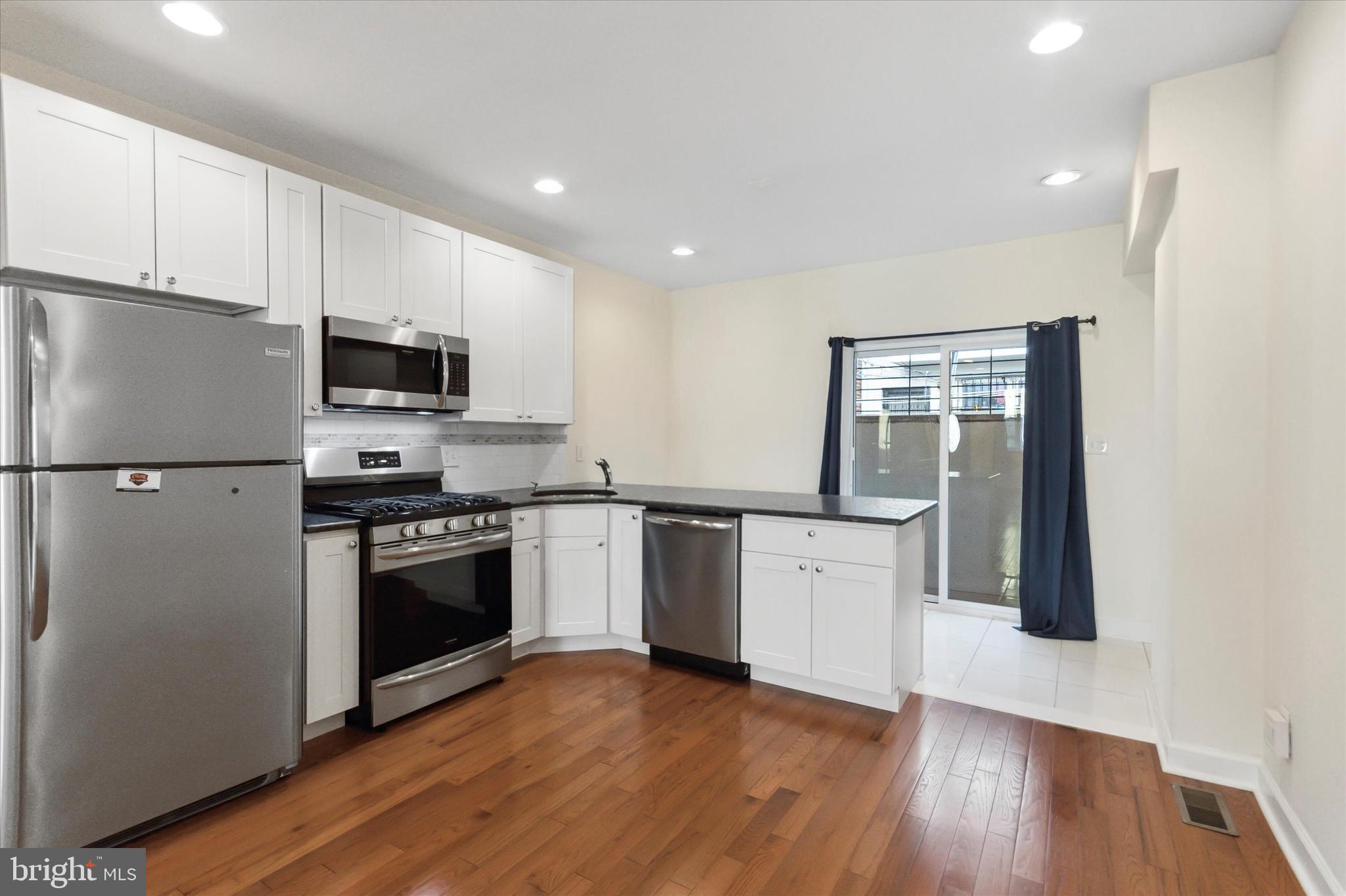 PHILADELPHIA (SOUTH) - Residential