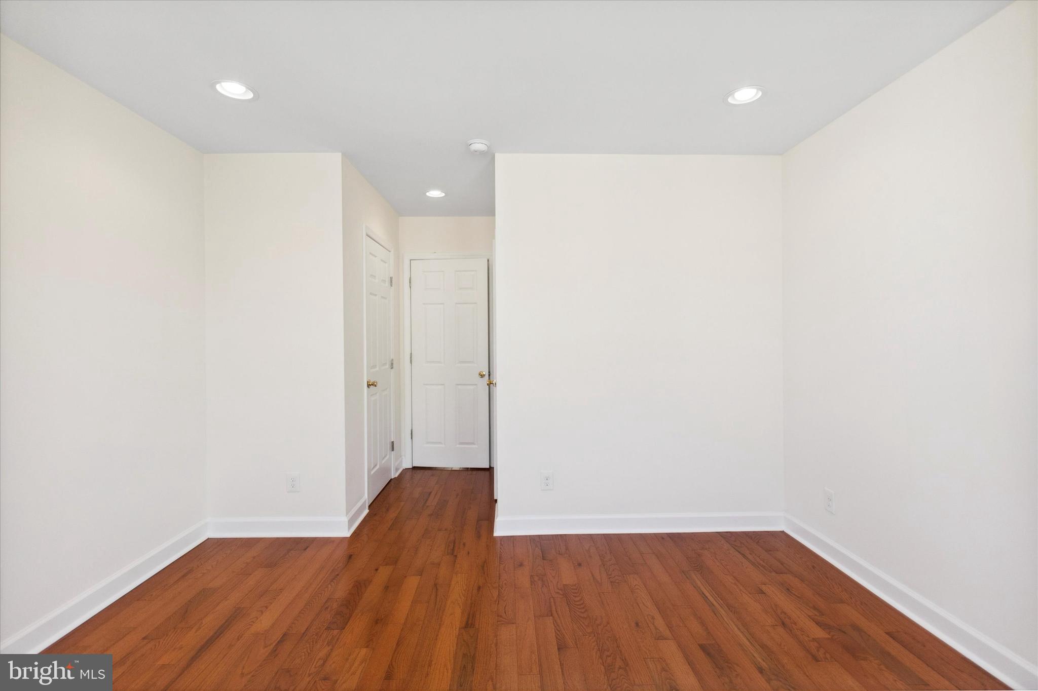 PHILADELPHIA (SOUTH) - Residential