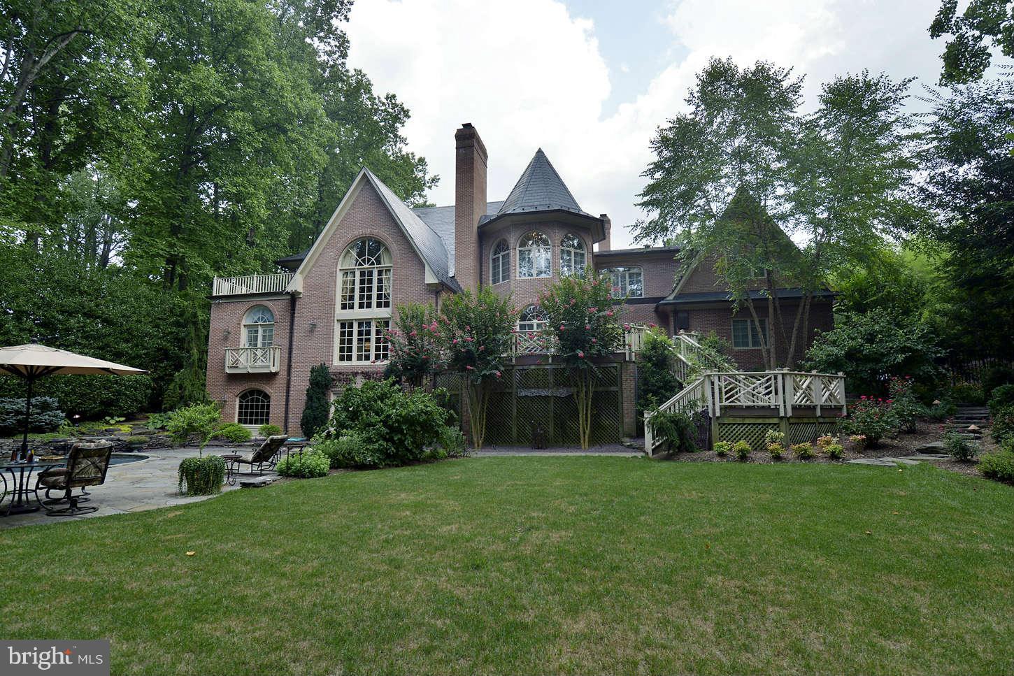 LANGLEY FOREST - Residential