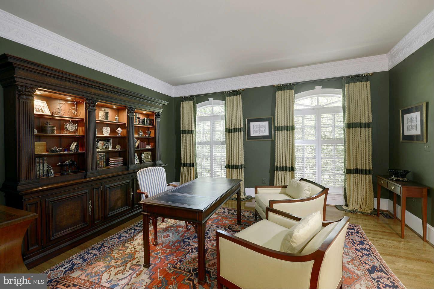 LANGLEY FOREST - Residential