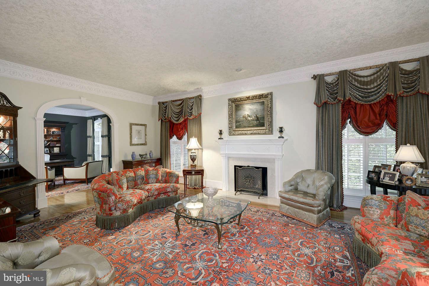 LANGLEY FOREST - Residential