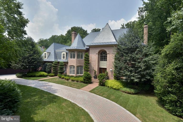 LANGLEY FOREST - Residential