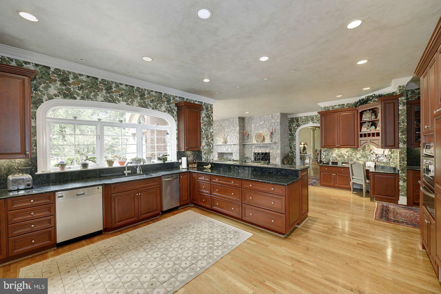 LANGLEY FOREST - Residential