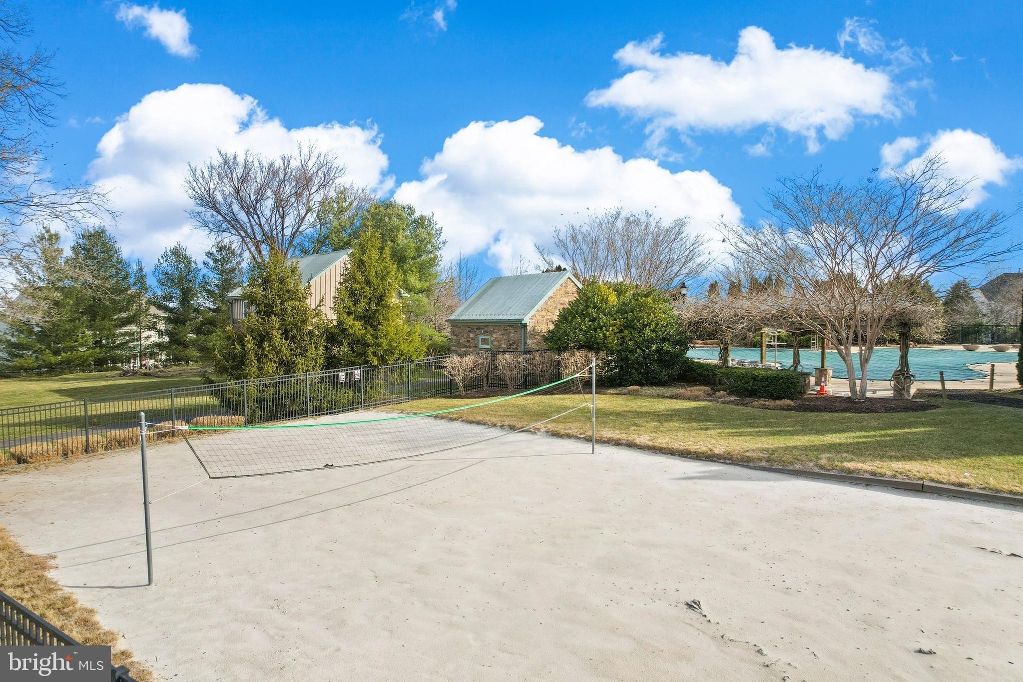 COTON COMMONS - Residential