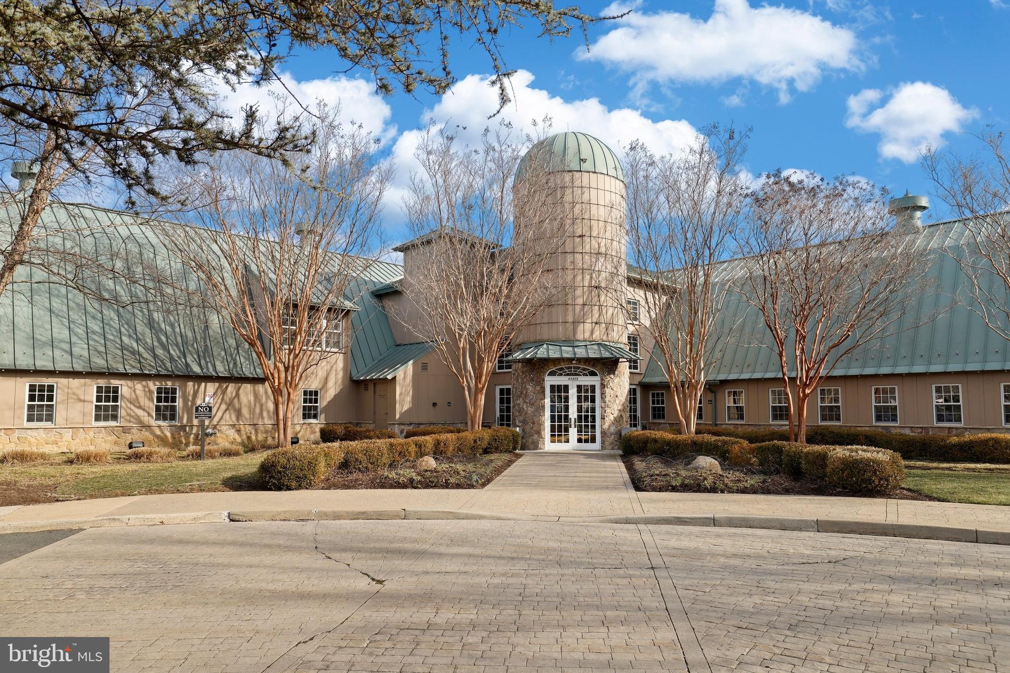 COTON COMMONS - Residential