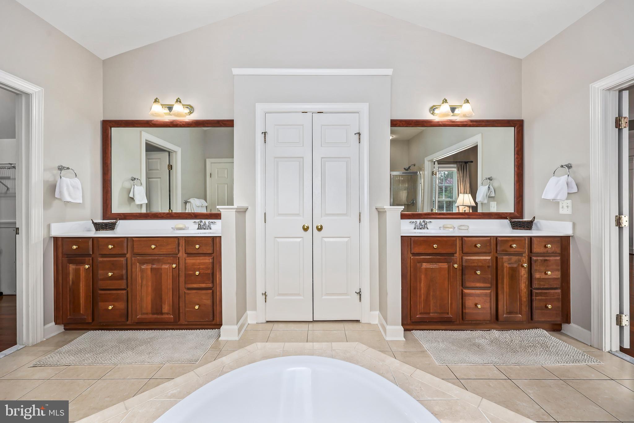 COTON COMMONS - Residential