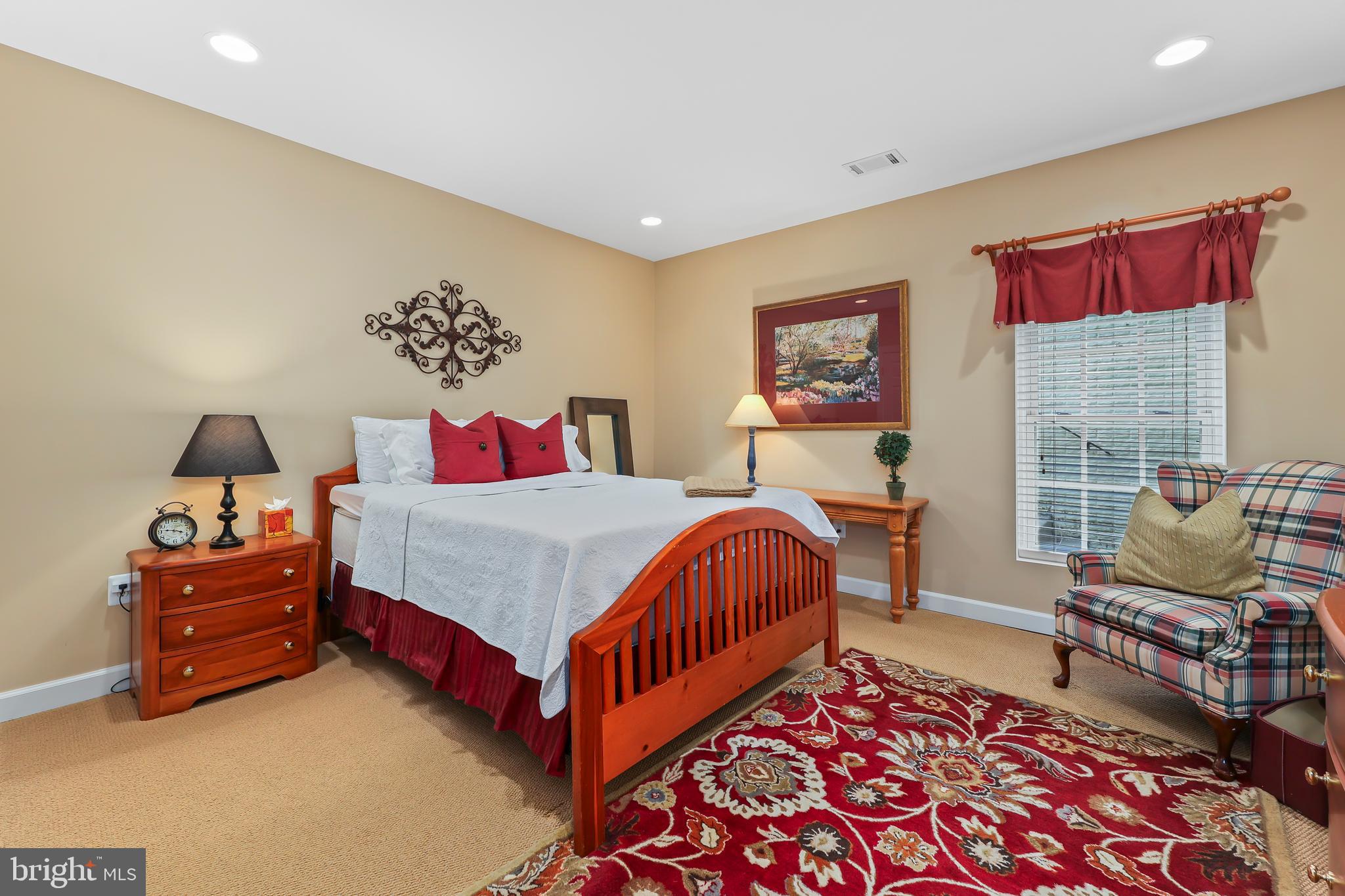 COTON COMMONS - Residential