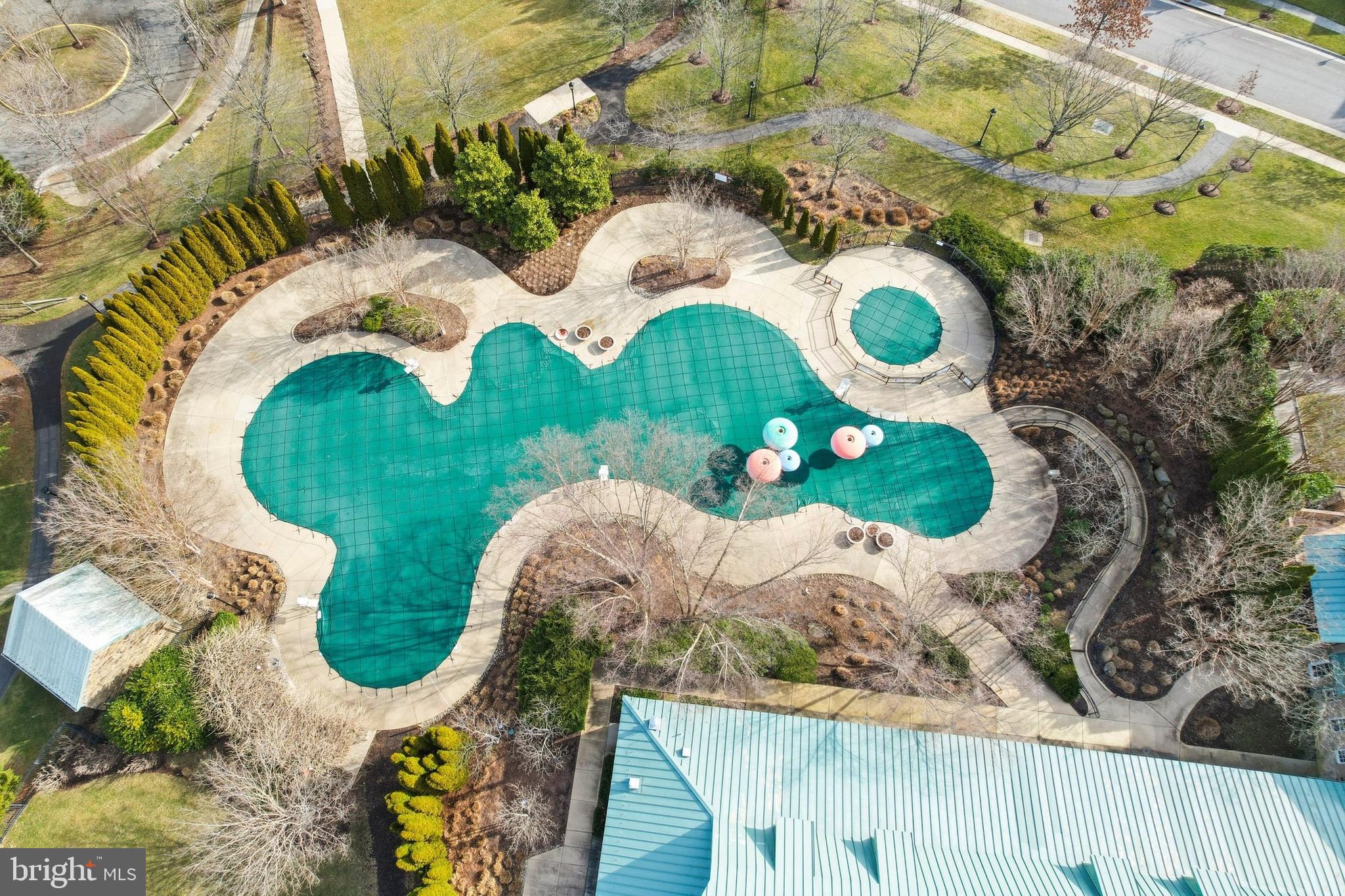 COTON COMMONS - Residential