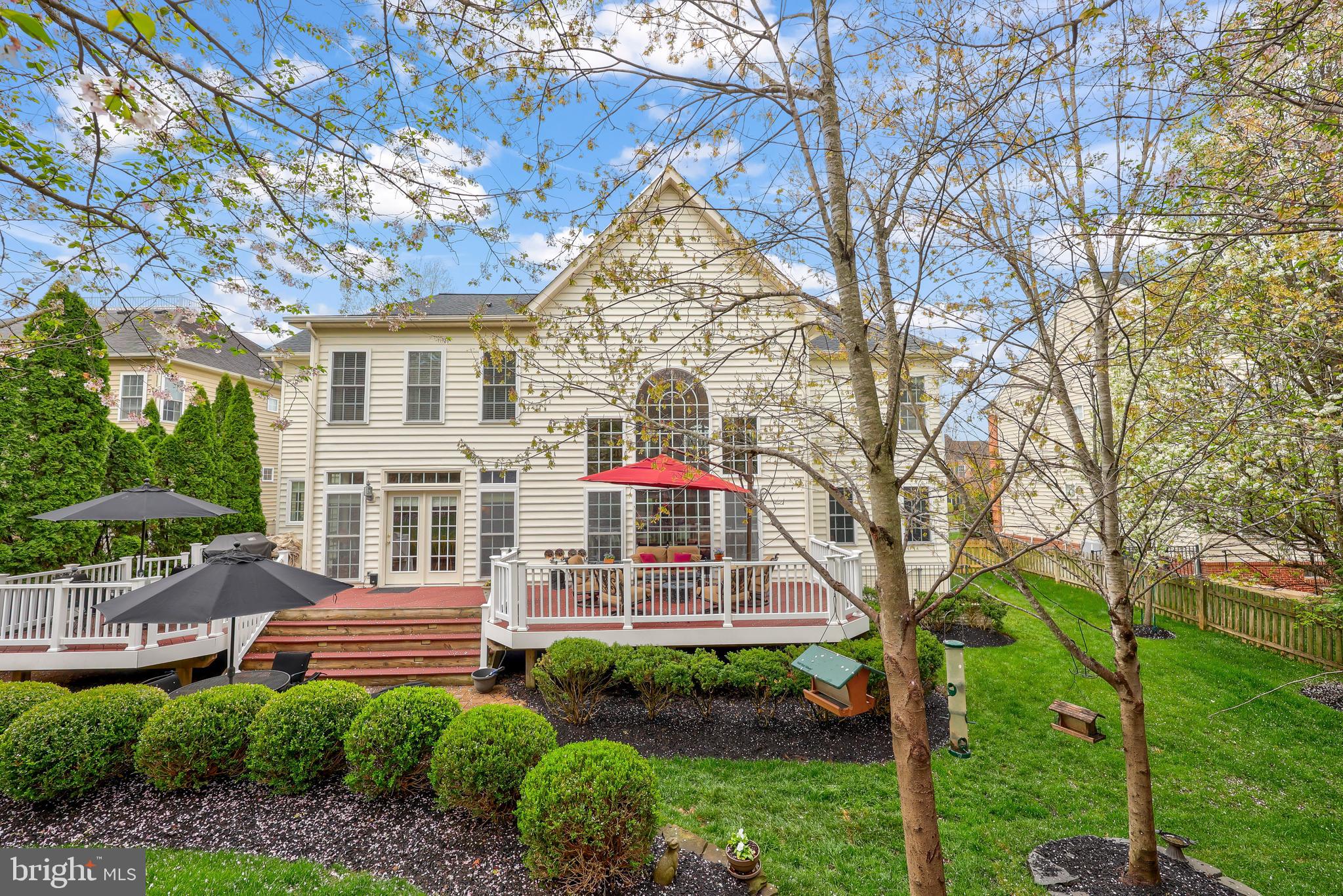 COTON COMMONS - Residential